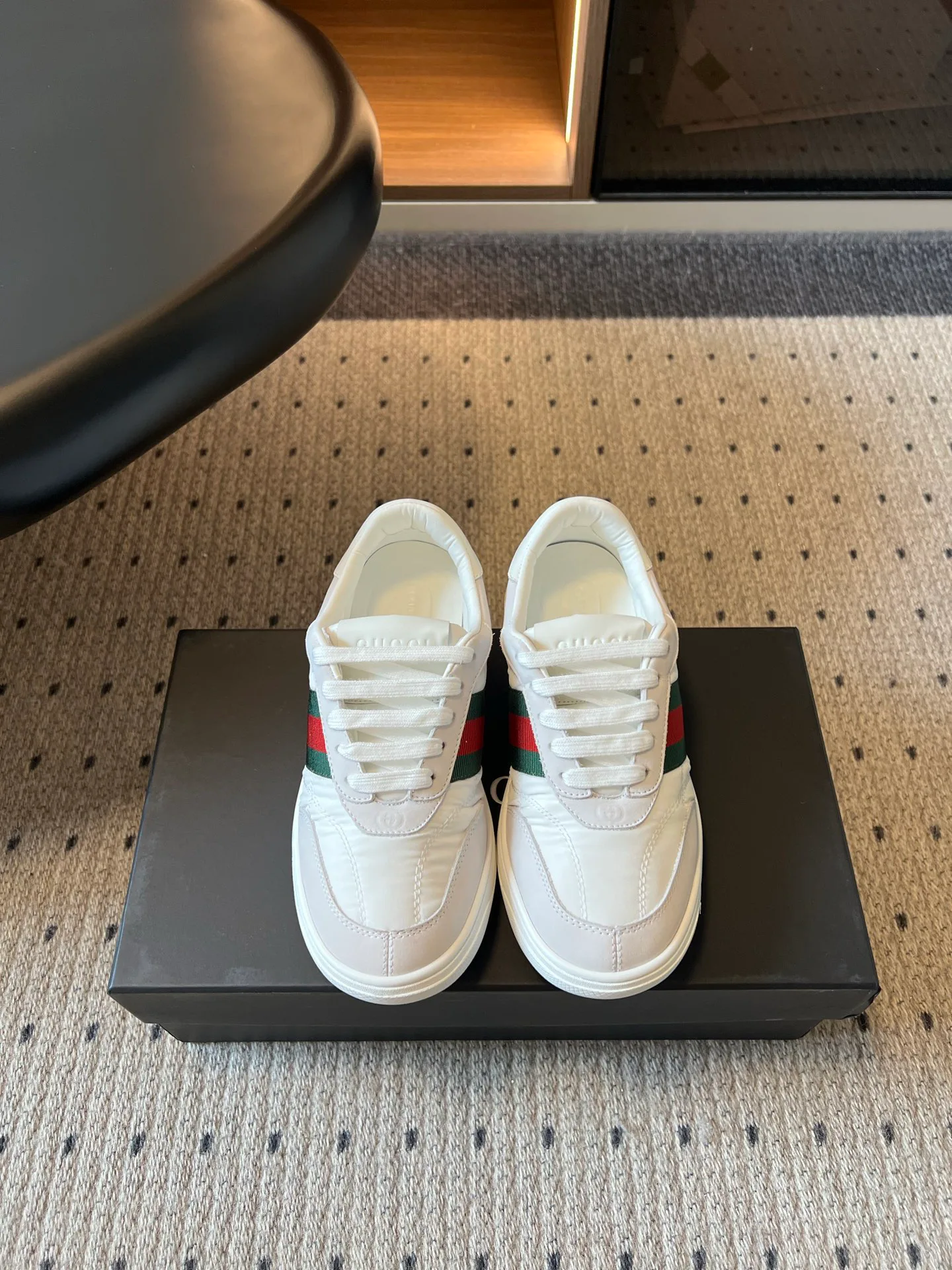 Women's Sneakers GUCCI 17926086