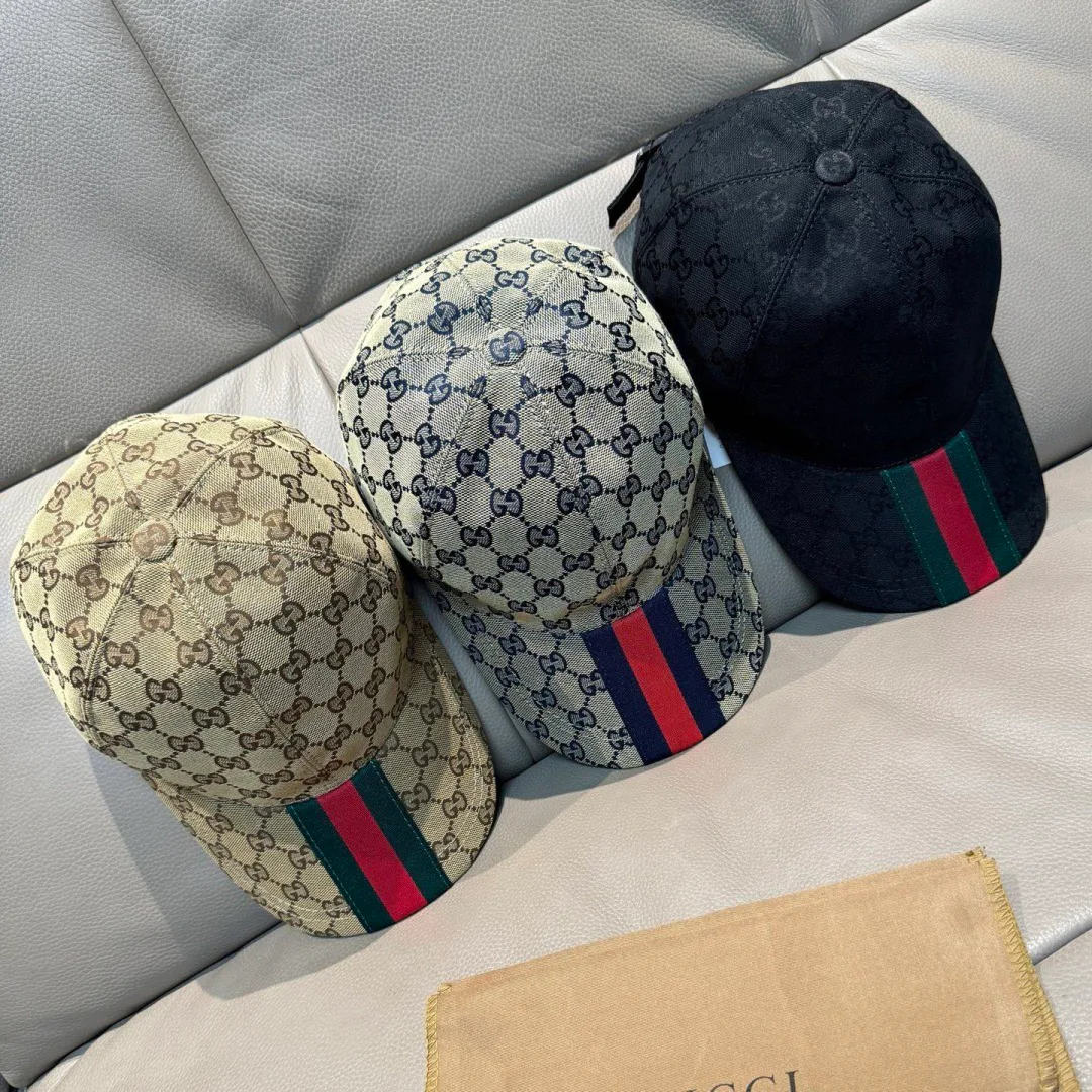 Hats GUCCI 17515257