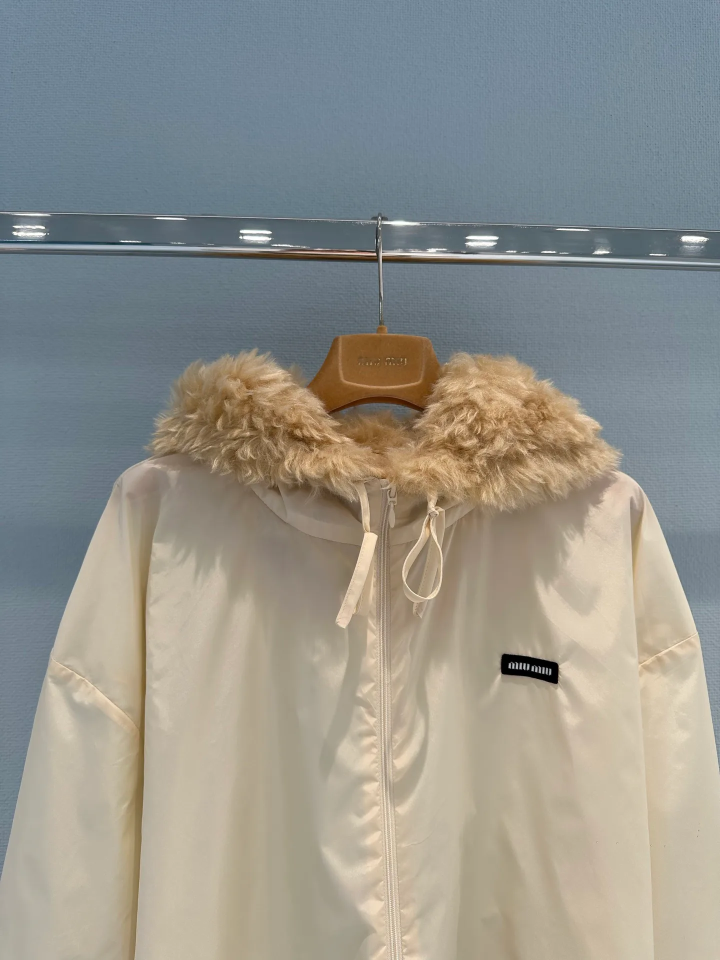 Women's Jackets And Down Jackets MIU MIU 18114619
