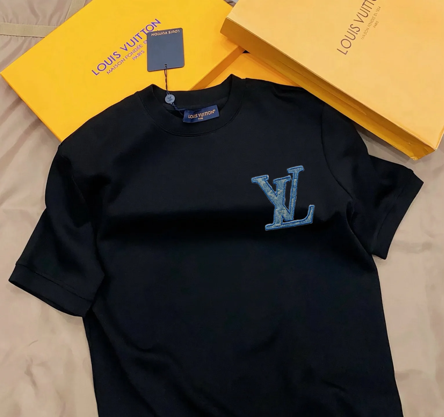 Men's T-Shirts LOUIS VUITTON 17973693