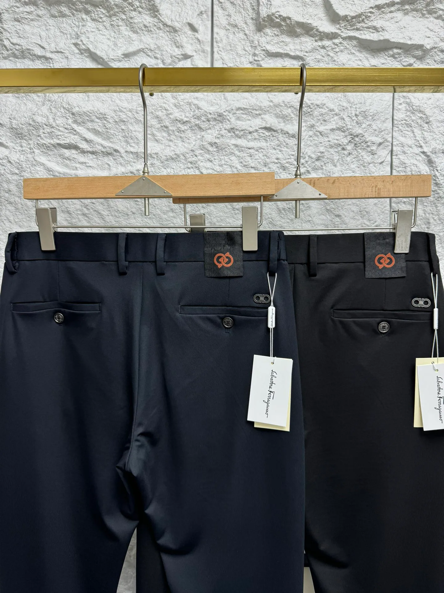 Men's Trousers SALVATORE FERRAGAMO 17781902