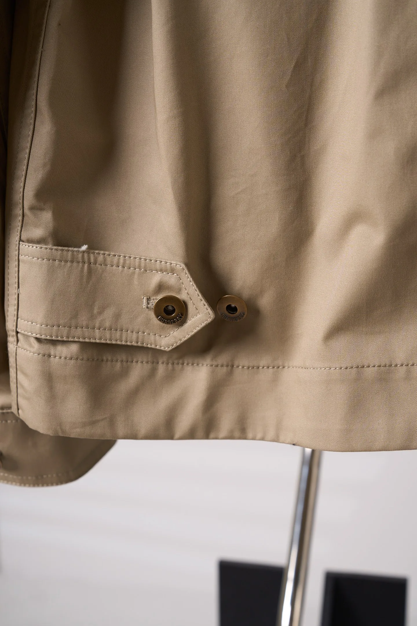 Men's Jackets And Down Jackets BURBERRY 18179295