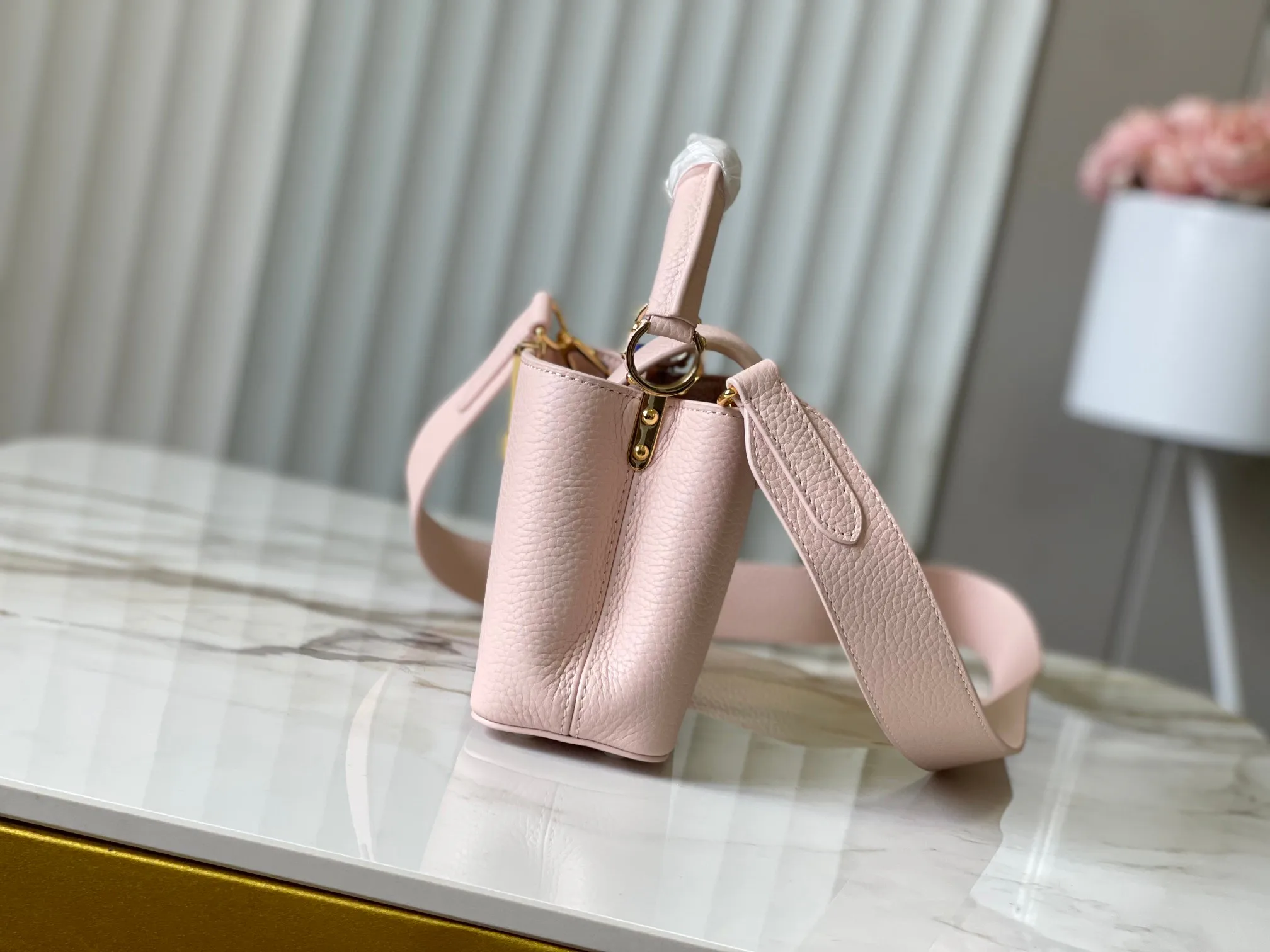Классические Сумки Женские Louis Vuitton 18644287