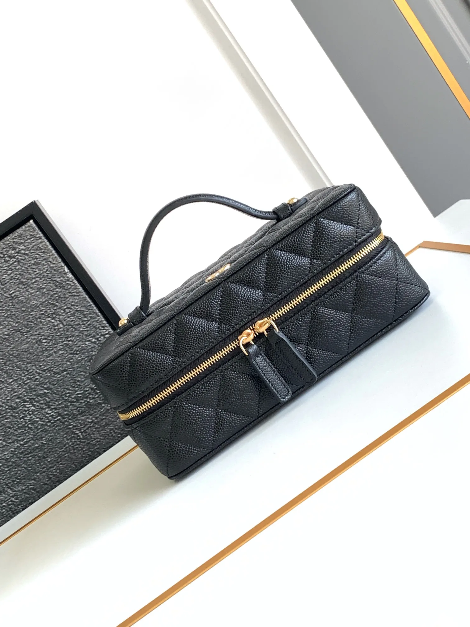 Классические Сумки Женские Chanel 18588883