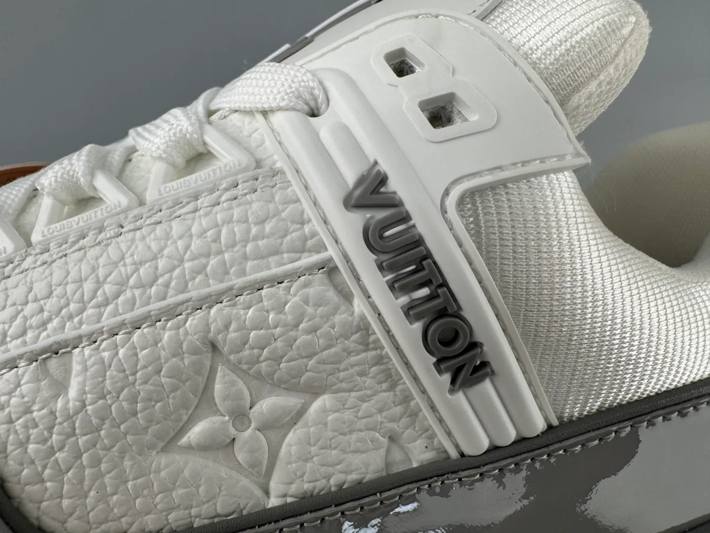 Men's Sneakers LOUIS VUITTON 17293061