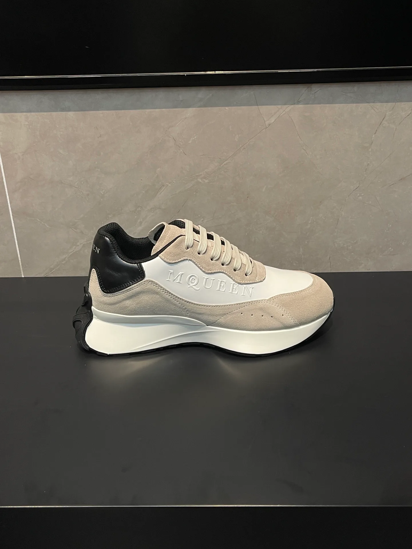 Women's Sneakers ALEXANDER MCQUEEN 18363864