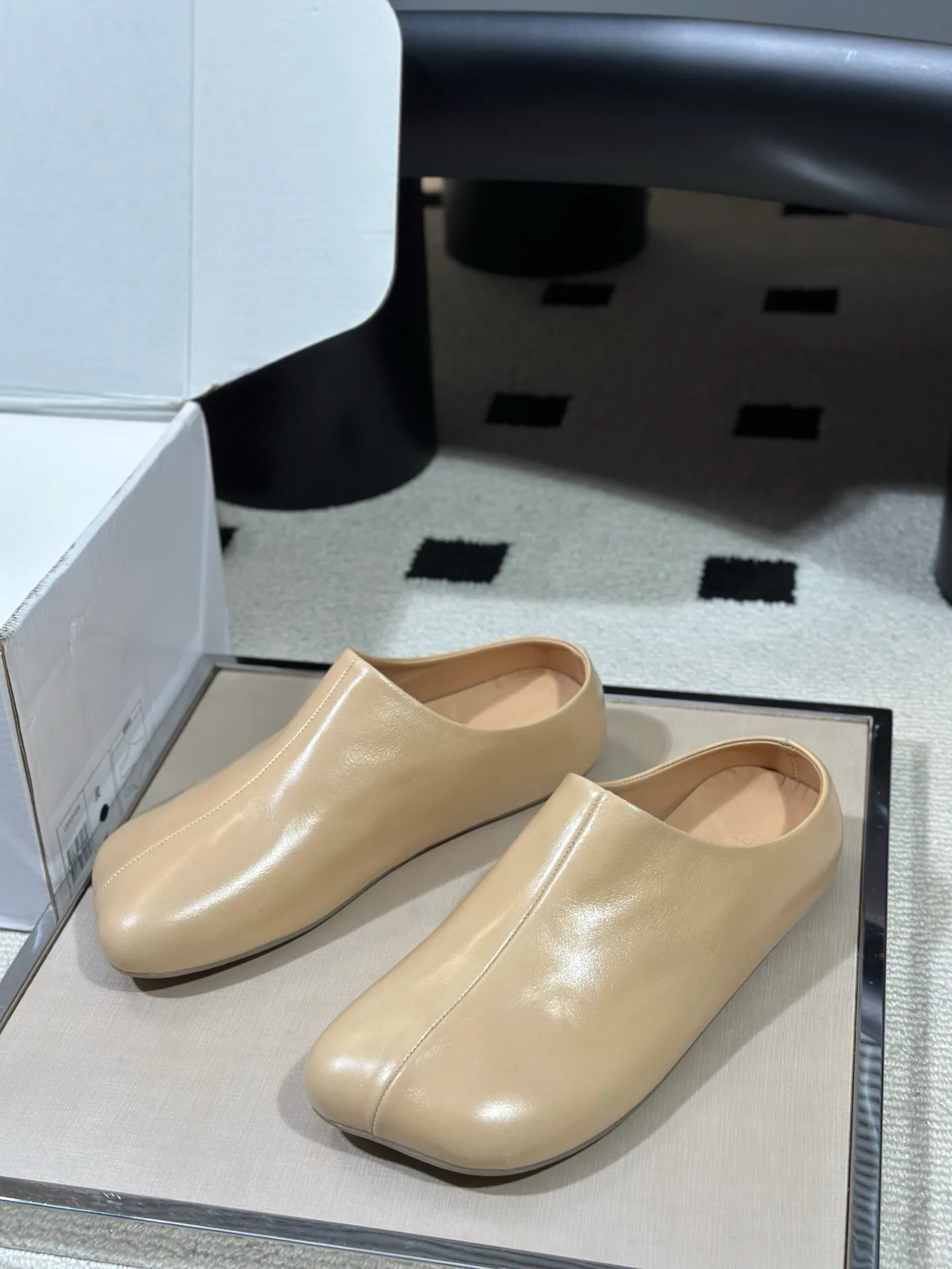 Women's Mules And Clogs MAISON MARGIELA 18041747