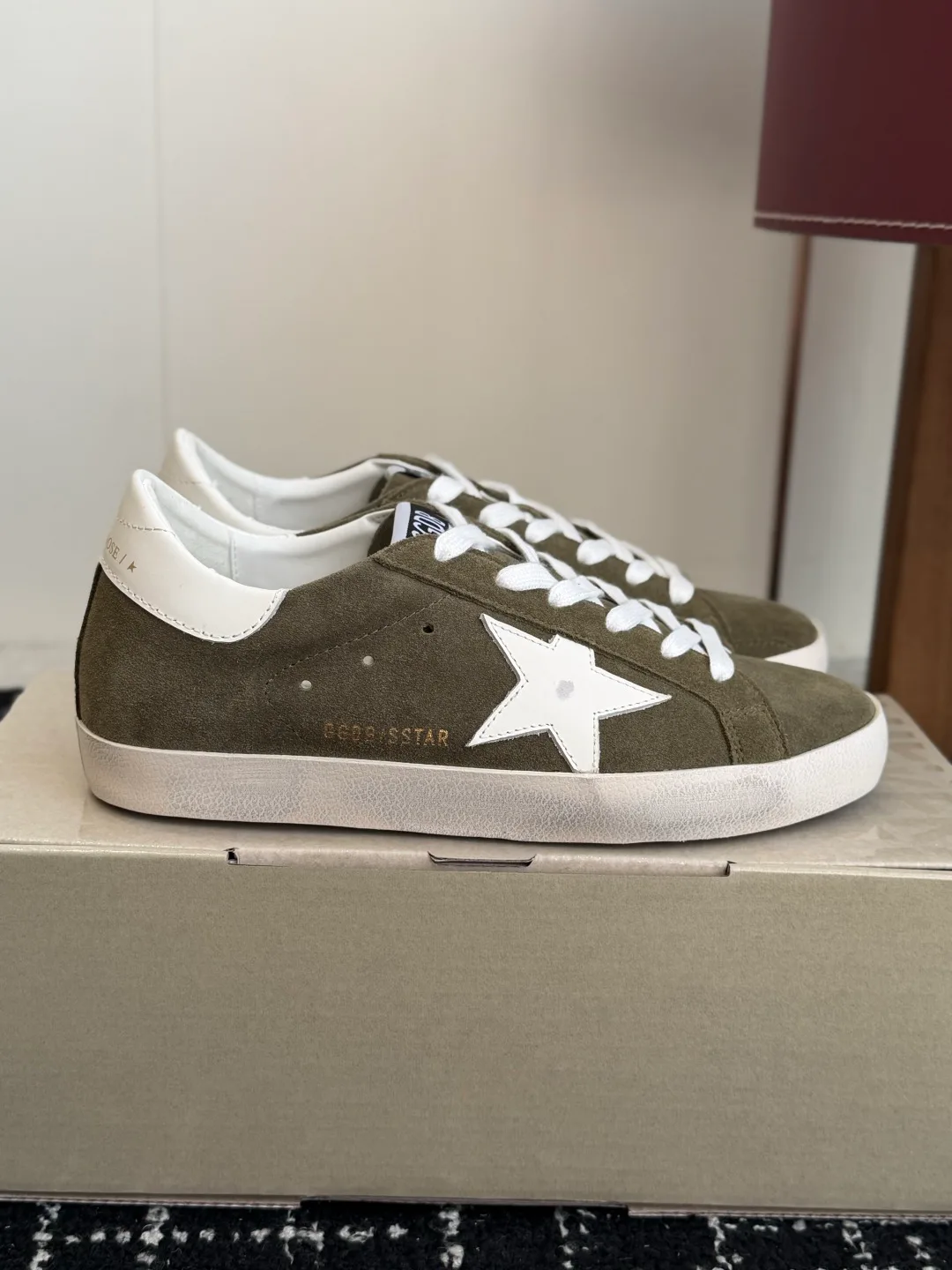 Women's Sneakers GOLDEN GOOSE 18138830