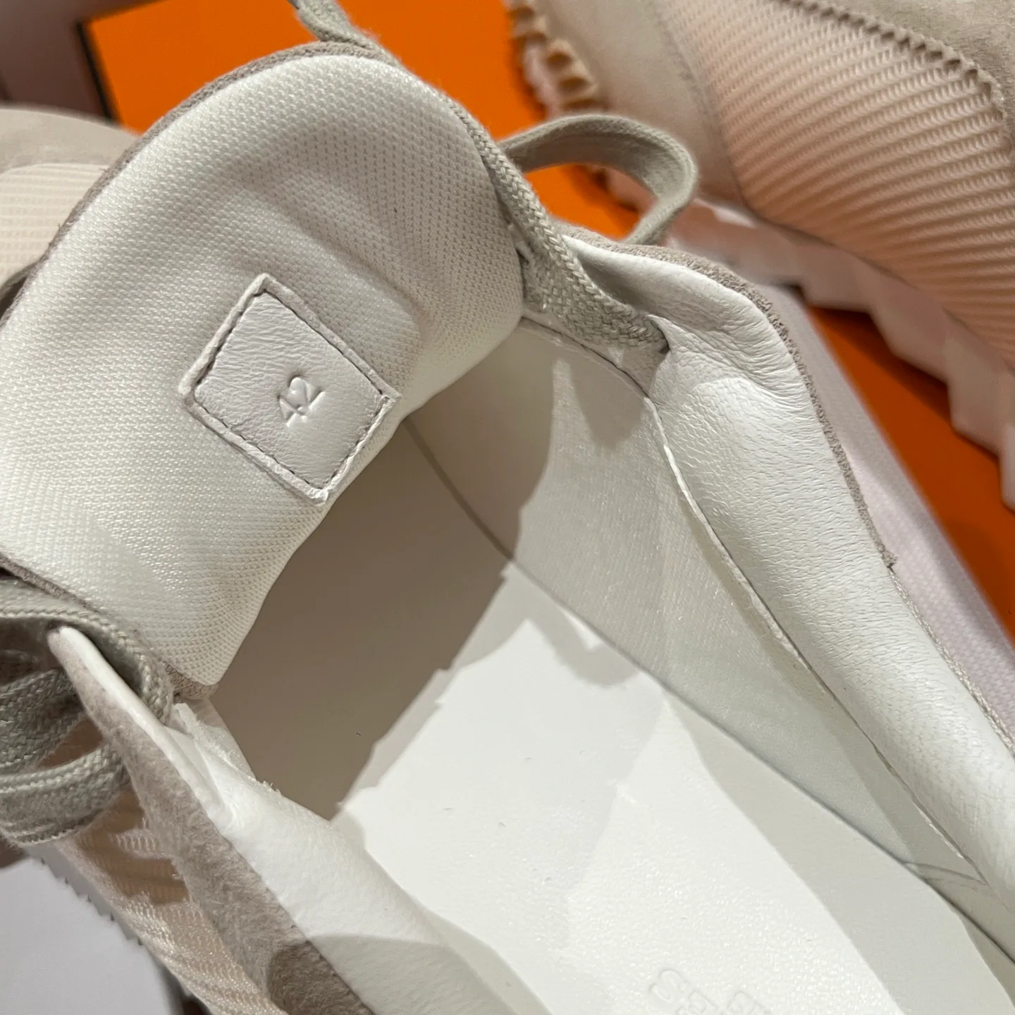 Women's Sneakers HERMES 18080308