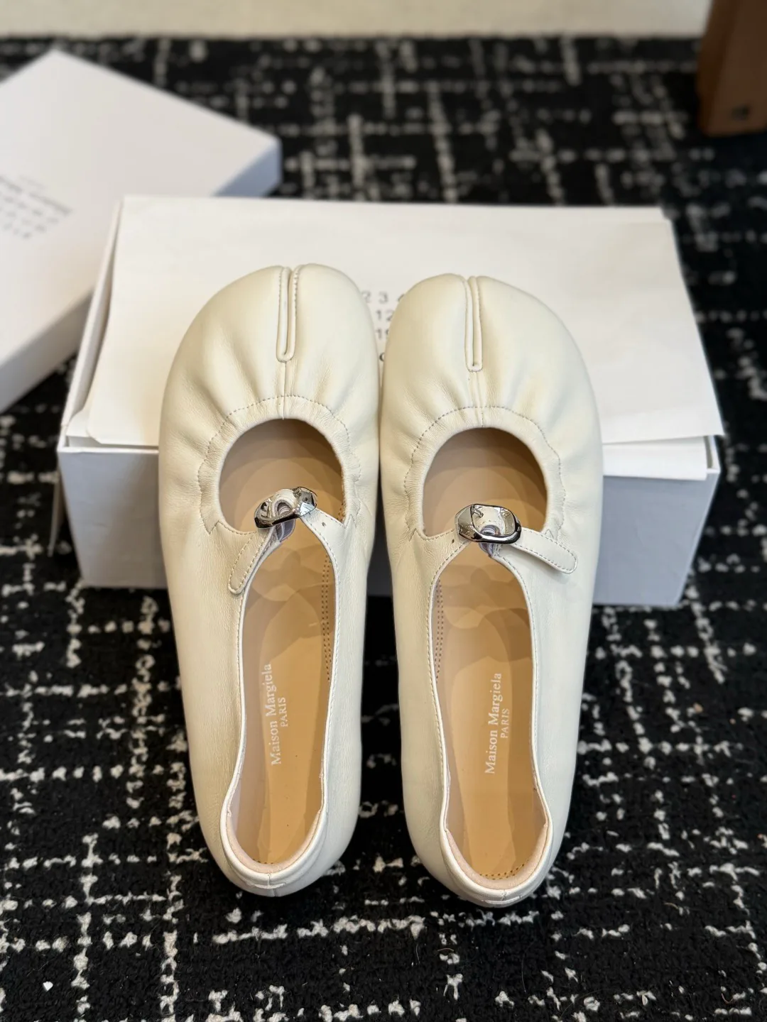 Women's Ballet Flats MAISON MARGIELA 18132579