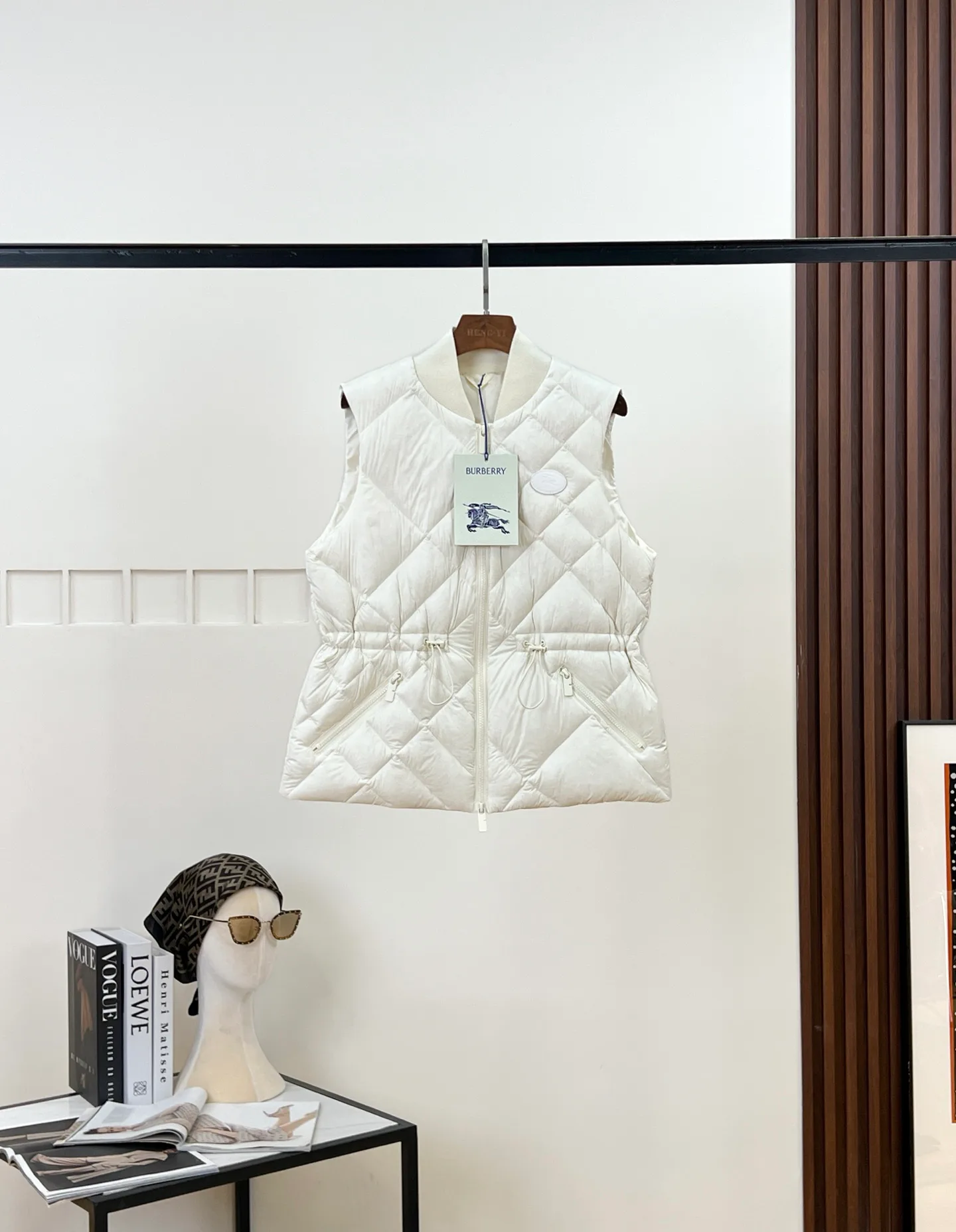 Women's Vests BURBERRY 17964776