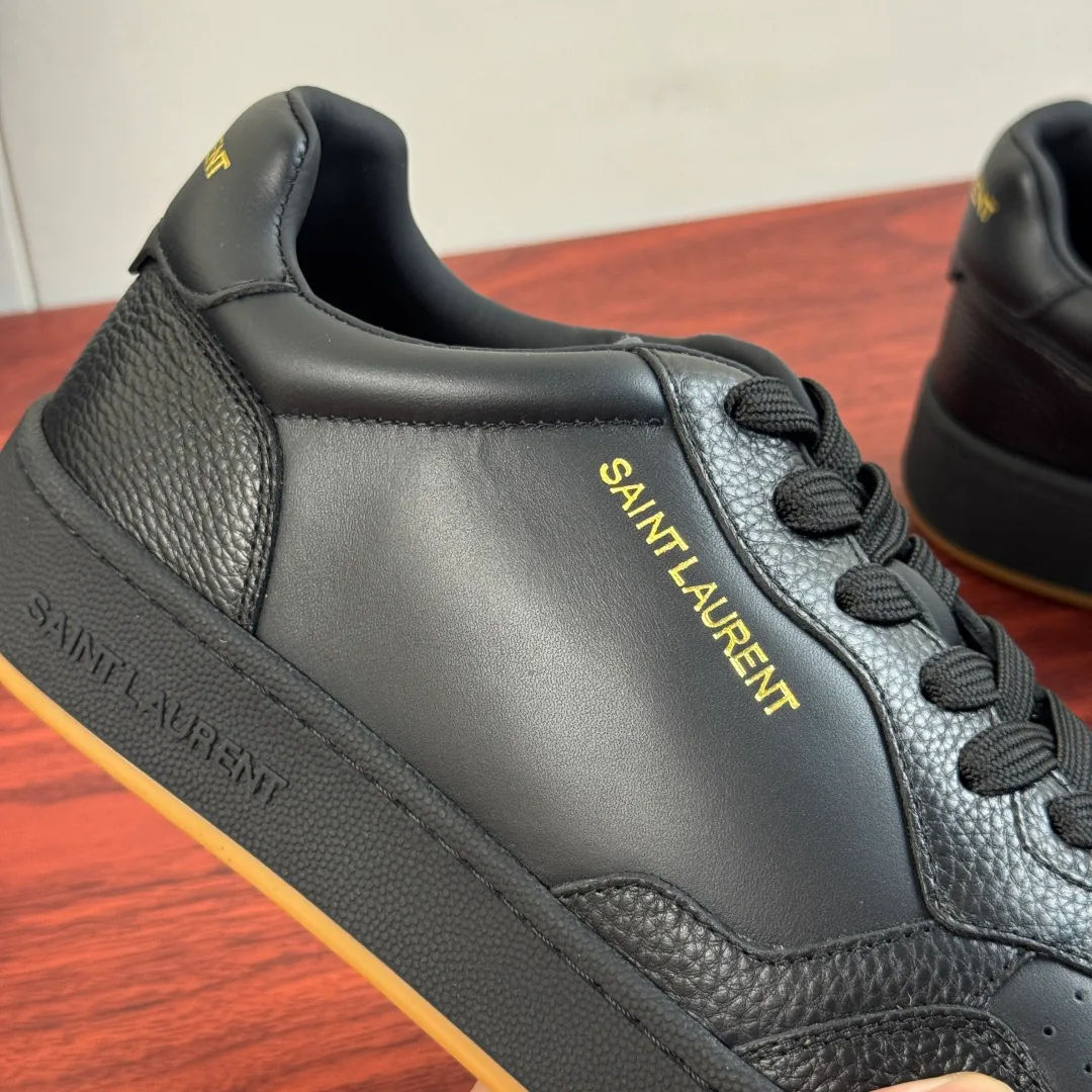 Men's Sneakers SAINT LAURENT 17828974