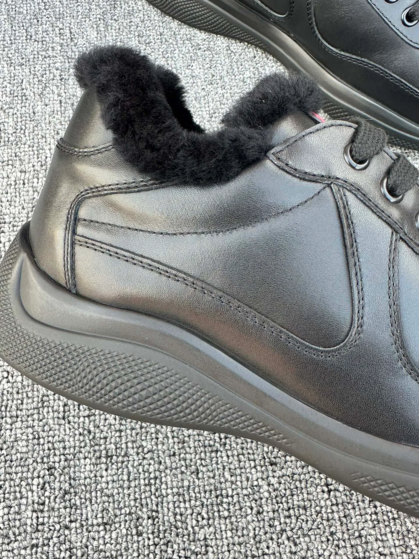 Men's Sneakers PRADA 17219252