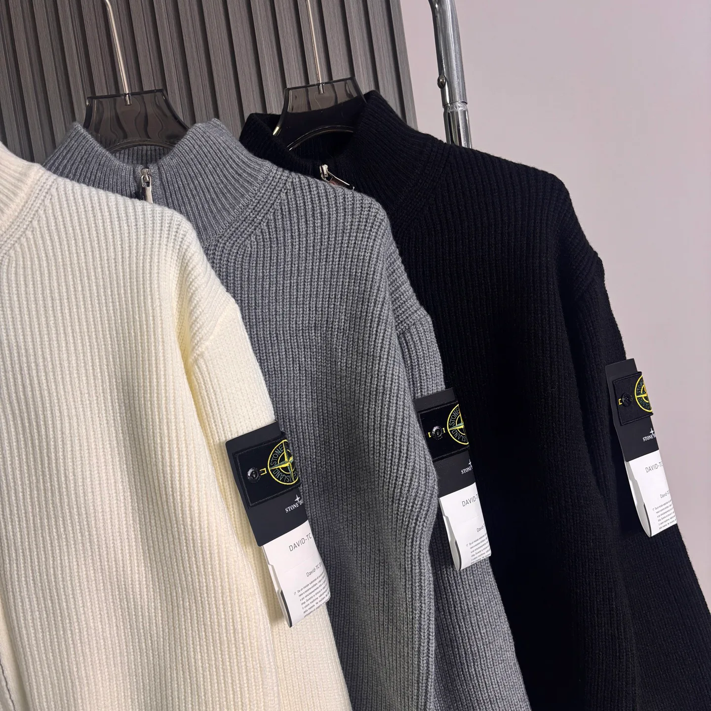 Men's Jumpers And Sweaters STONE ISLAND 18033033