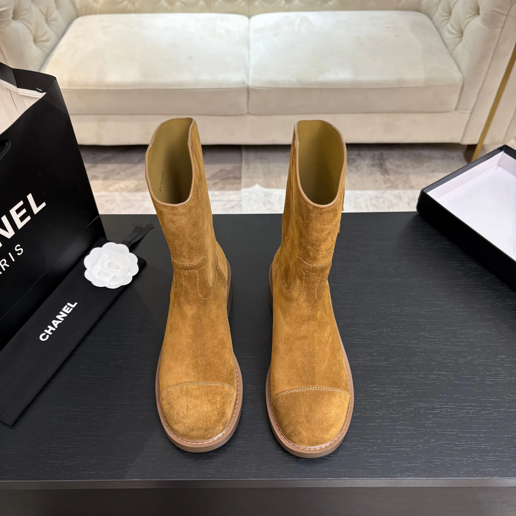 Women's Boots CHANEL 18062790