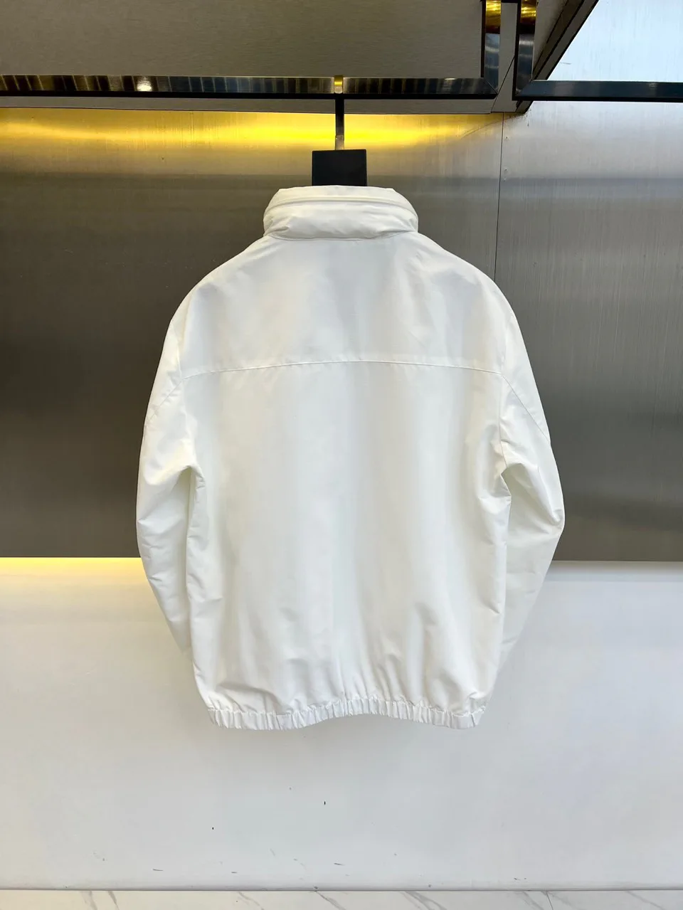 Men's Jackets And Down Jackets MONCLER 18416826