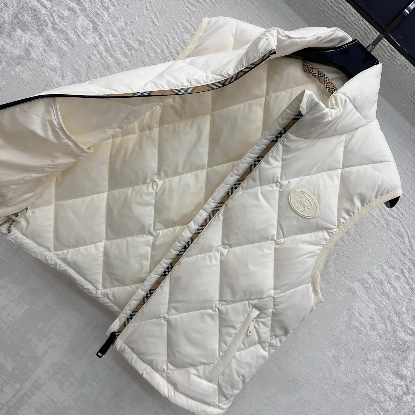 Women's Vests BURBERRY 18555711