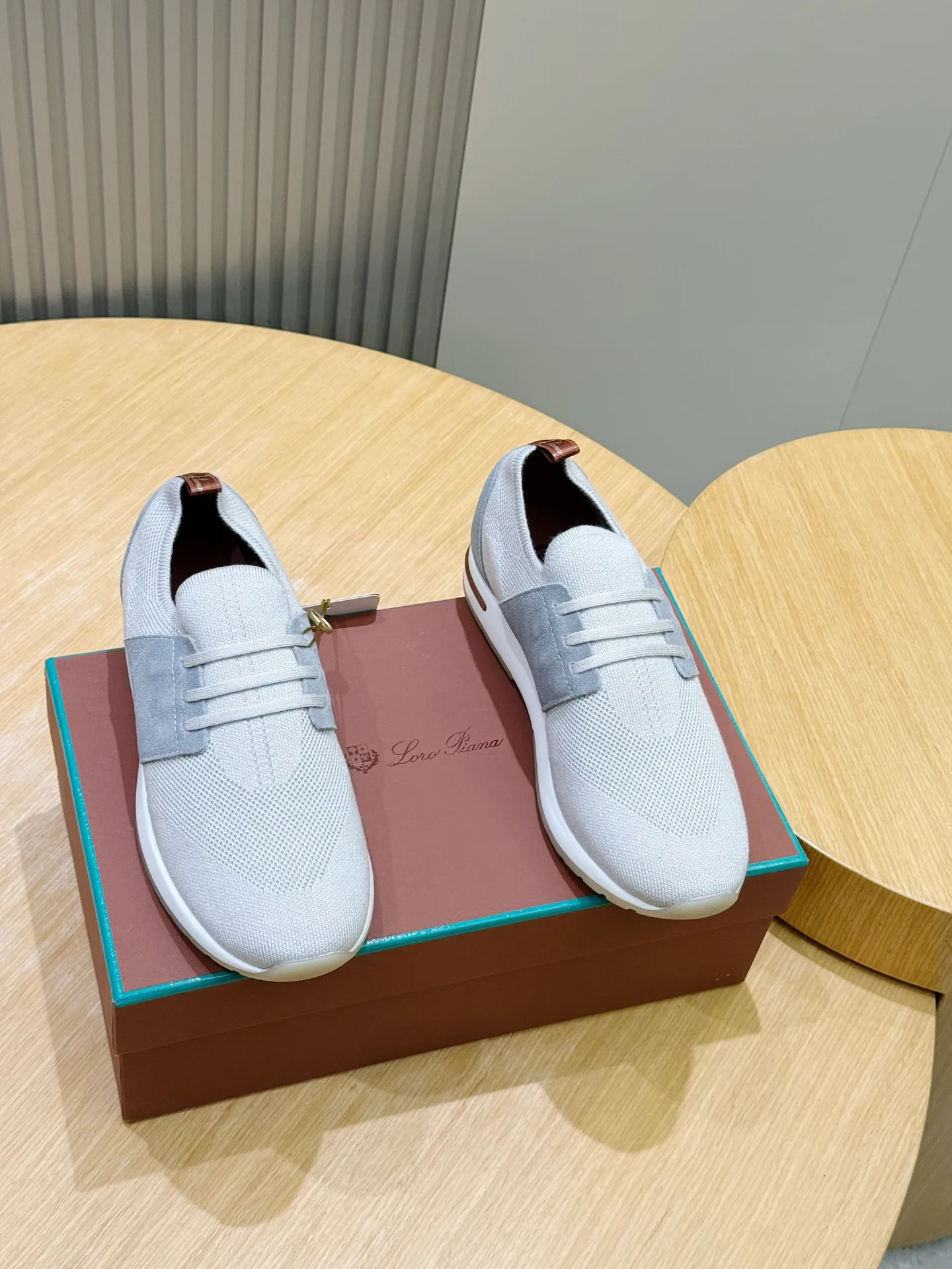 Men's Sneakers LORO PIANA 17776835