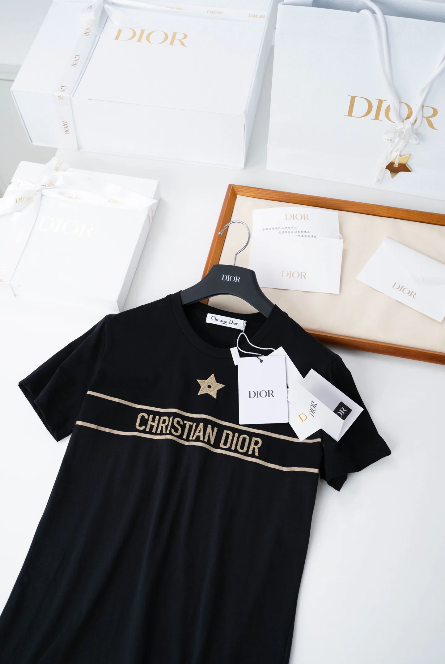 Women's T-Shirts CHRISTIAN DIOR 17737887