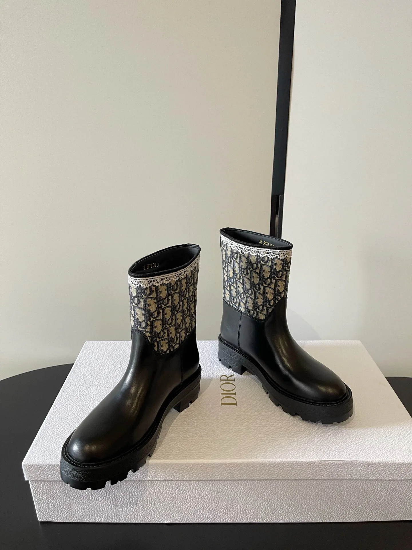 Women's Ankle Boots CHRISTIAN DIOR 18234942