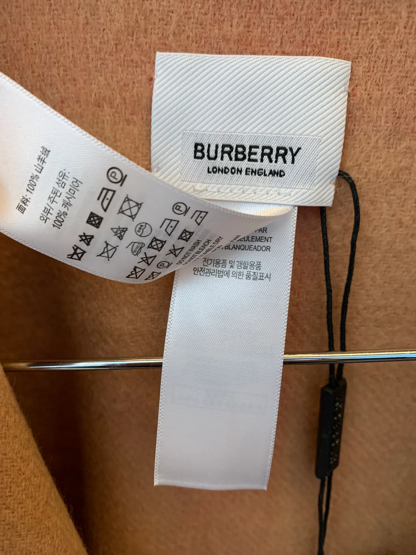 Women's Coats BURBERRY 18105585