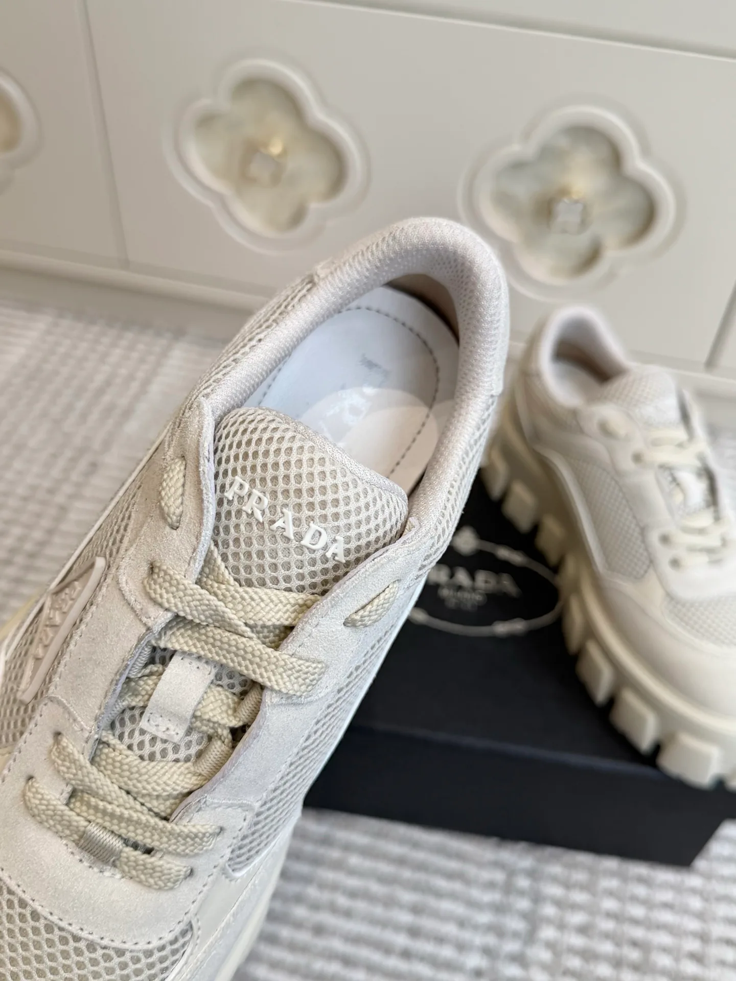 Women's Sneakers PRADA 18261280