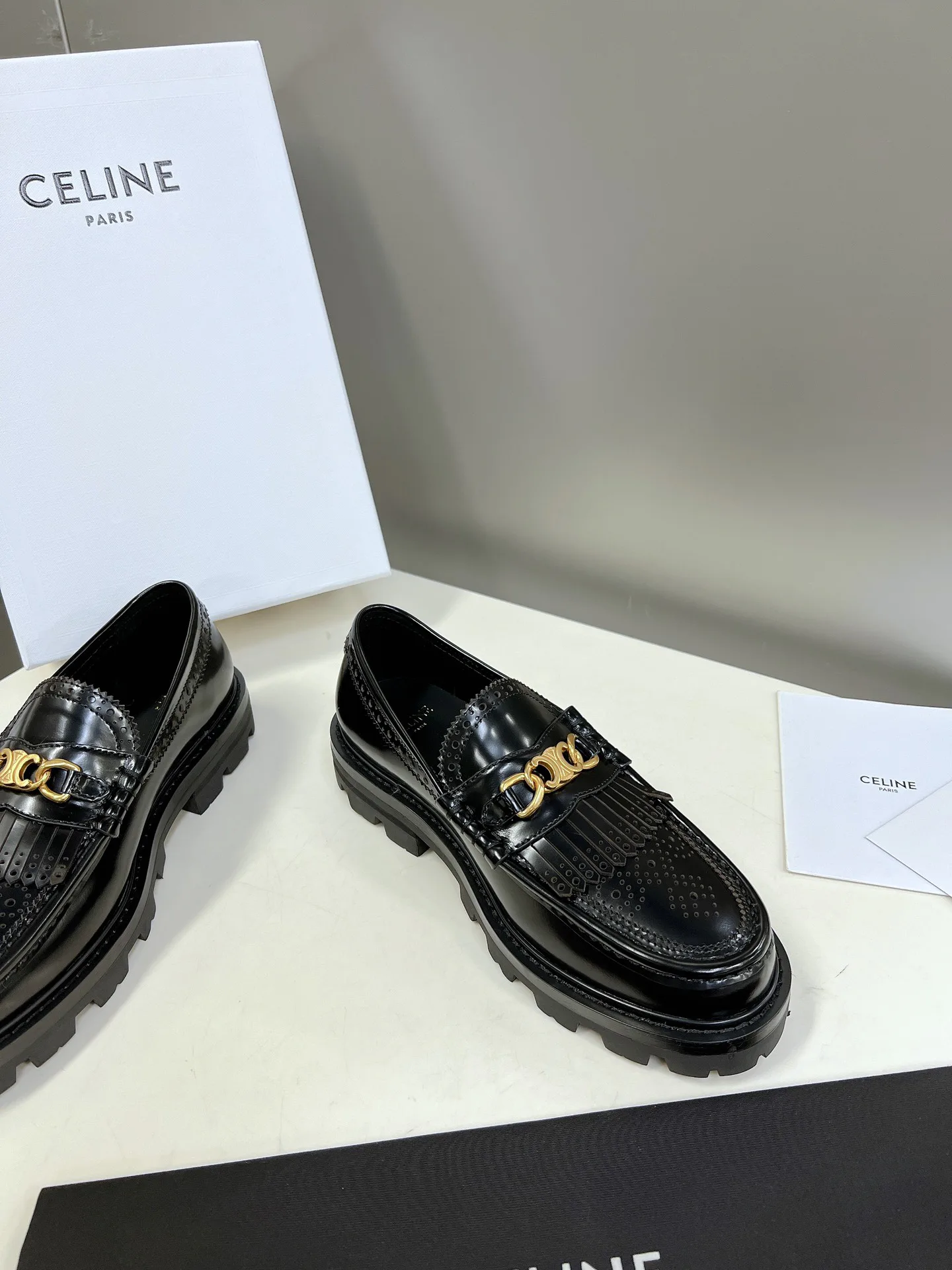 Women's Loafers And Moccasins CELINE 17963636