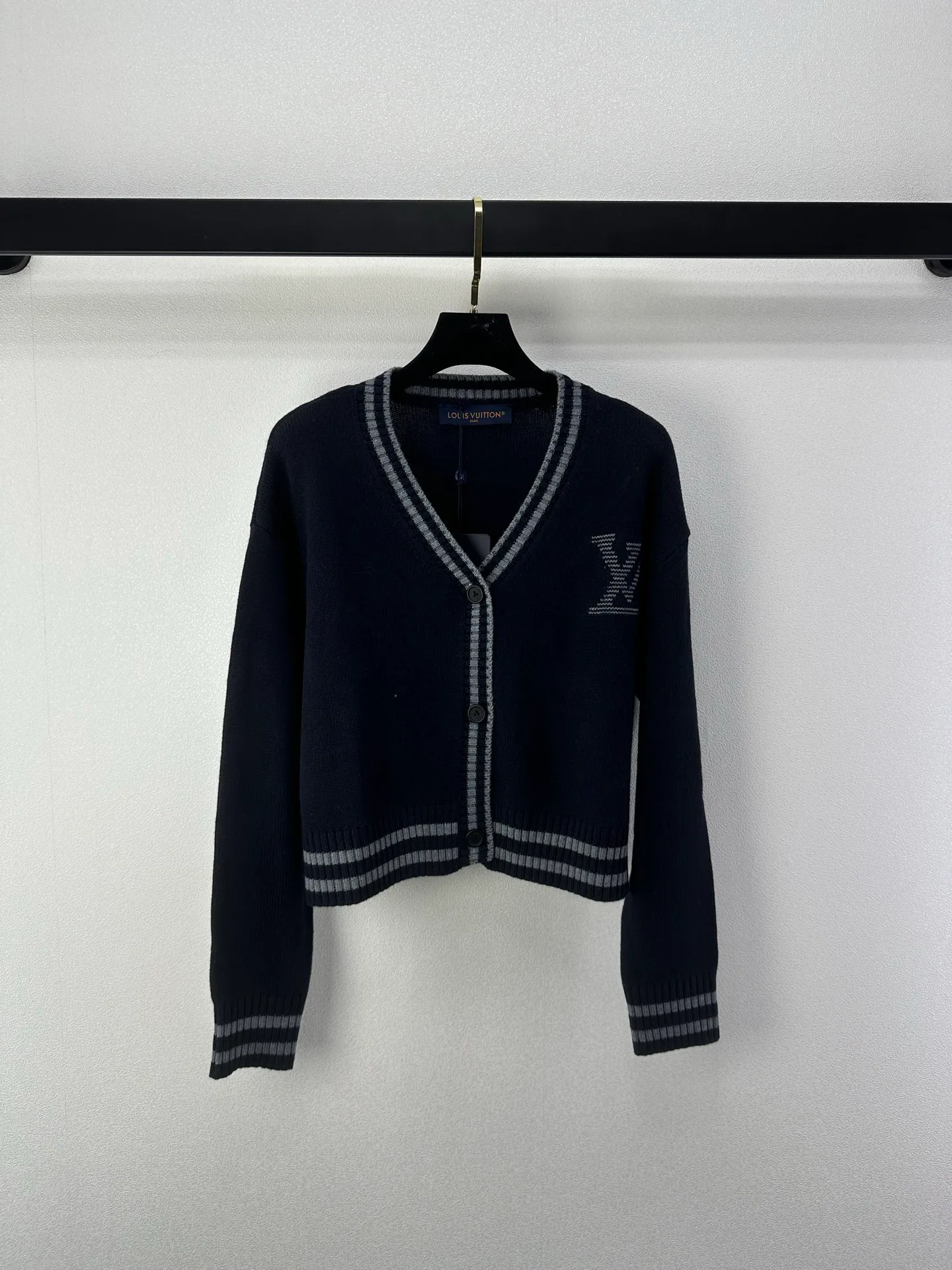 Women's Jumpers And Sweaters LOUIS VUITTON 18363048