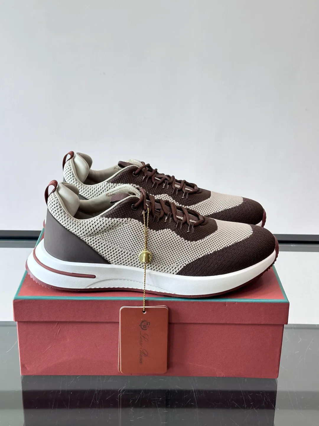 Men's Sneakers LORO PIANA 18265118