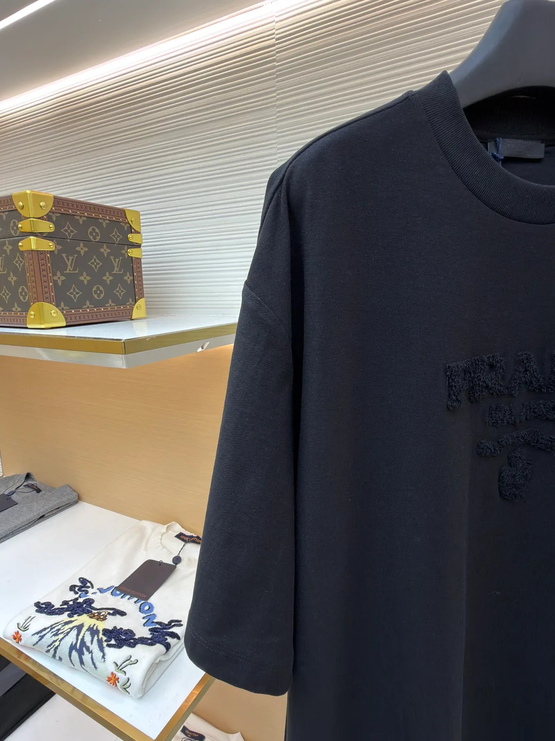 Women's T-Shirts PRADA 18191382