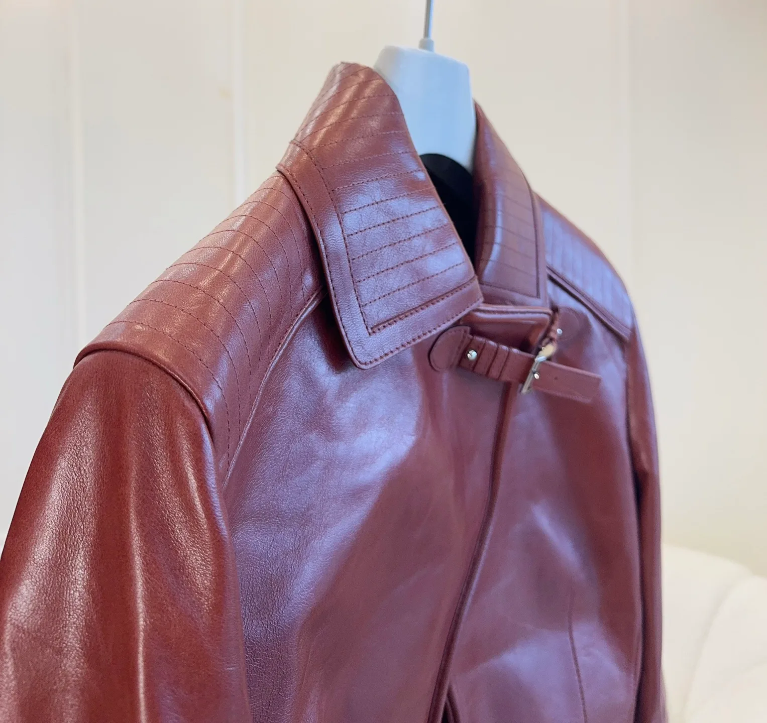 Women's Leather Jackets And Sheepskin Coats HERMES 18336446