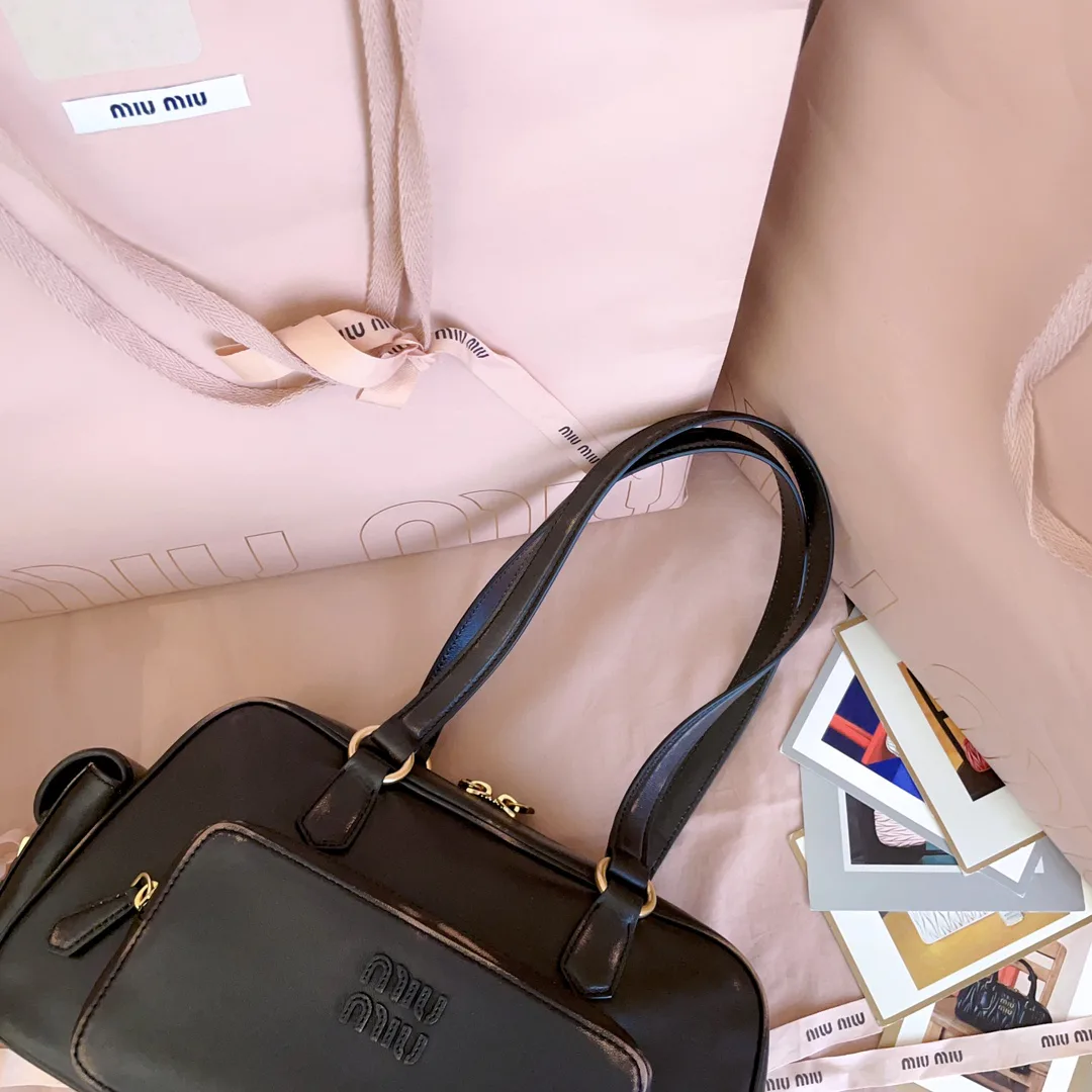 Классические Сумки Женские Miu Miu 18602490