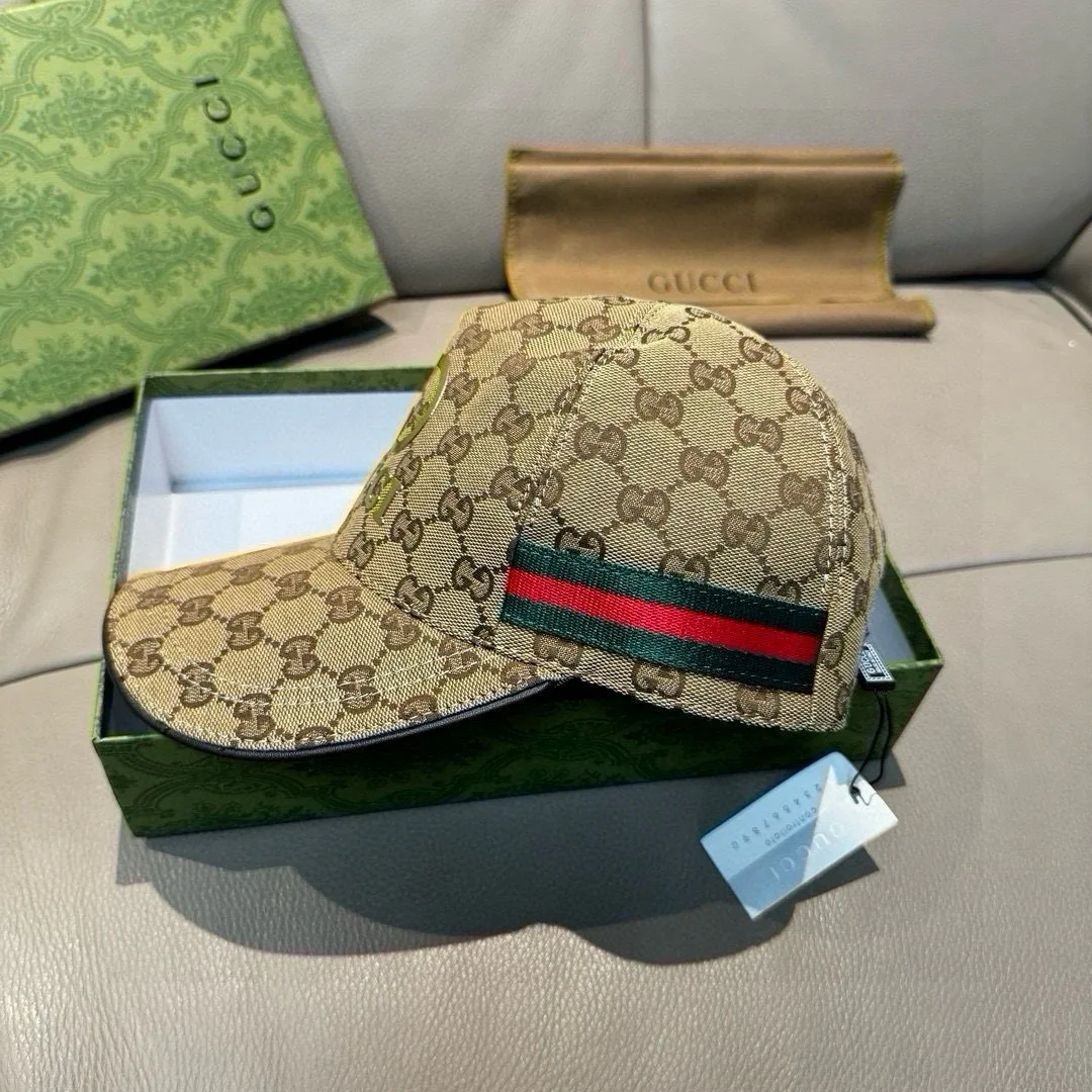 Hats GUCCI 17604840