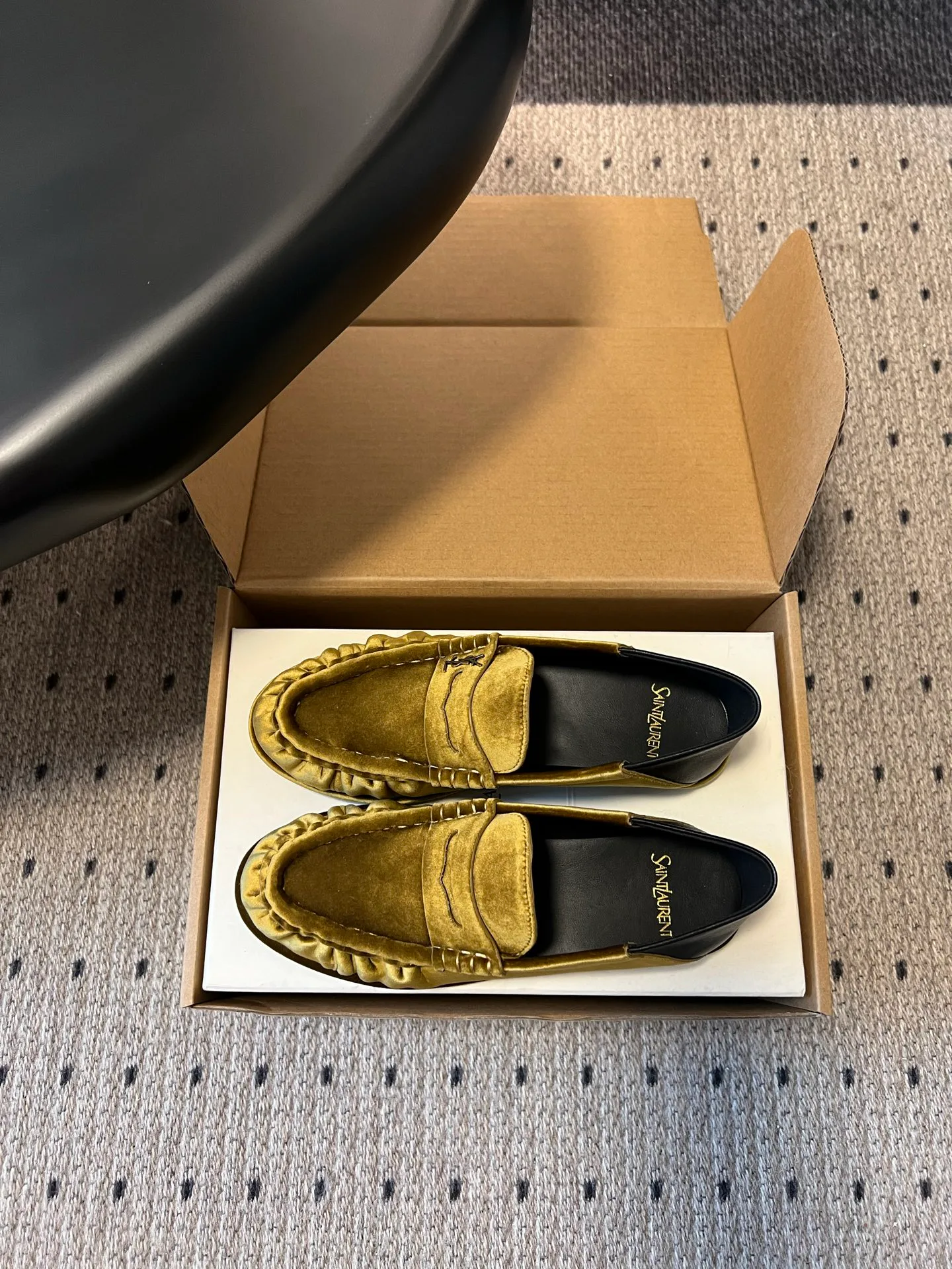 Women's Loafers And Moccasins SAINT LAURENT 17871807