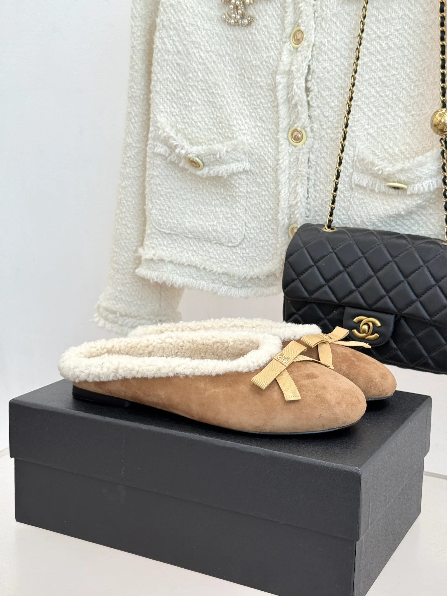 Women's Mules And Clogs CHANEL 17938389