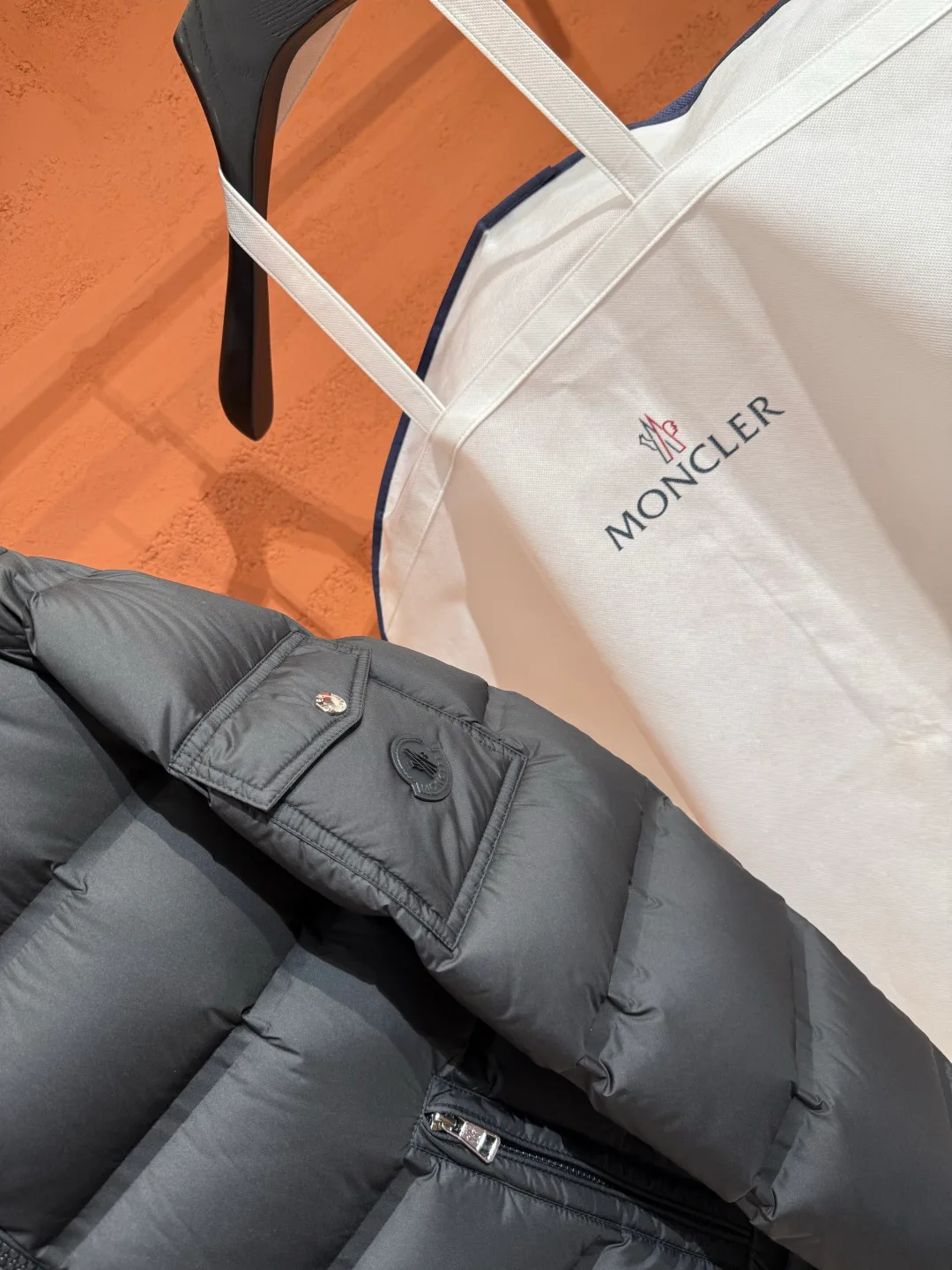 Men's Jackets And Down Jackets MONCLER 18335673