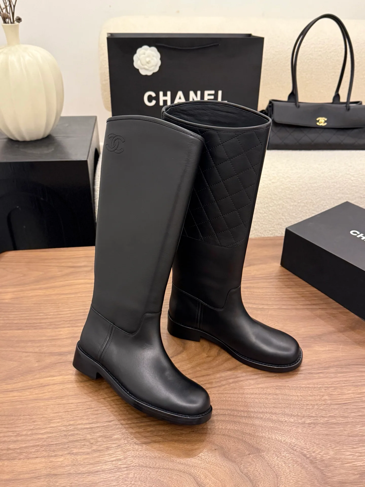 Women's Boots CHANEL 18440821
