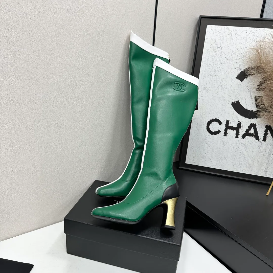 Women's Boots CHANEL 18366731