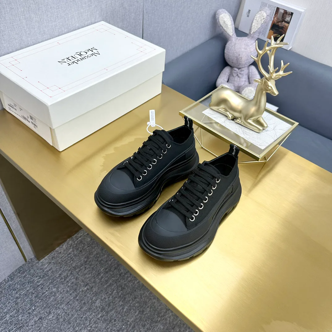 Women's Sneakers ALEXANDER MCQUEEN 18397469