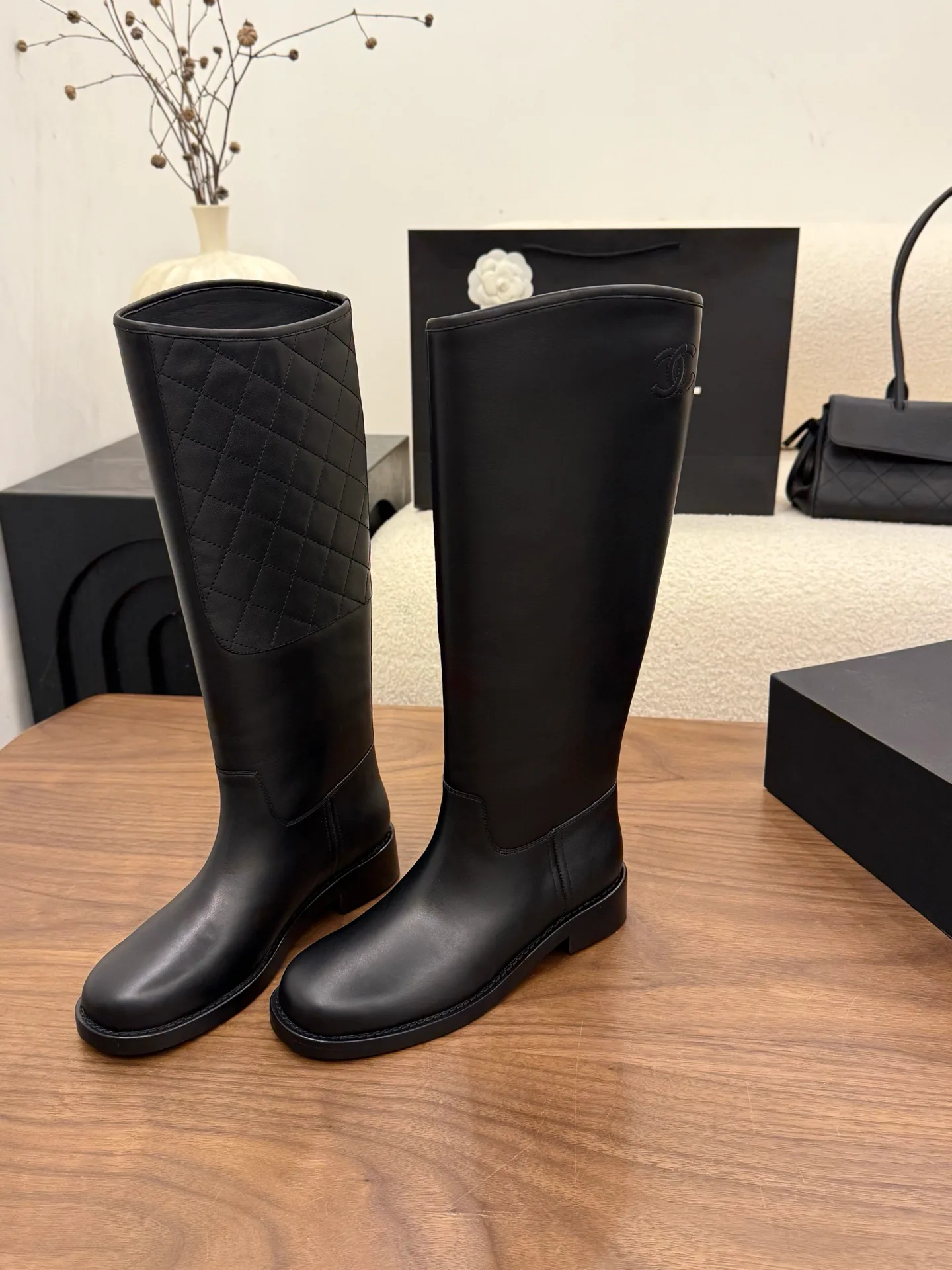 Women's Boots CHANEL 18440821