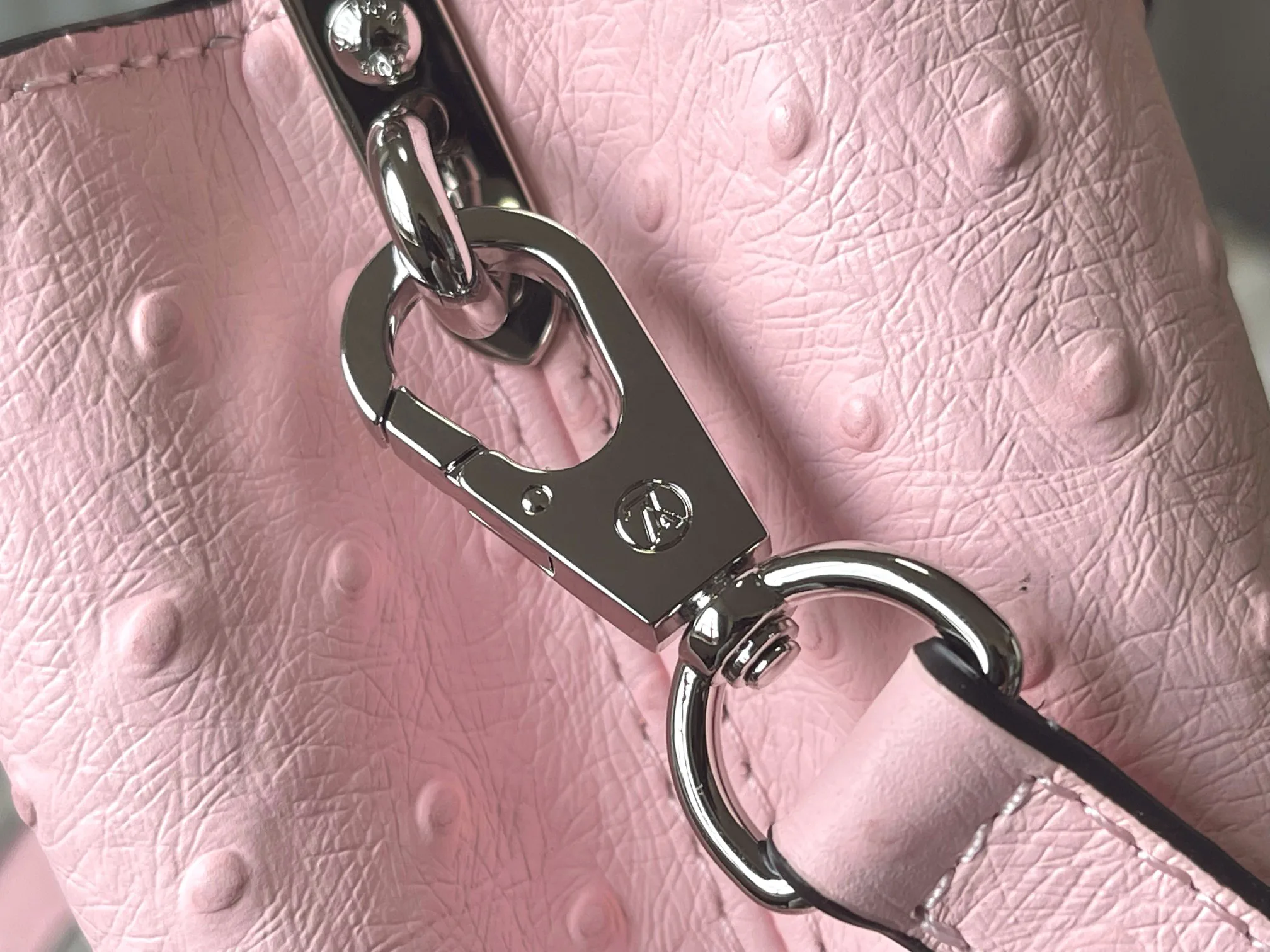 Классические Сумки Женские Louis Vuitton 18644301