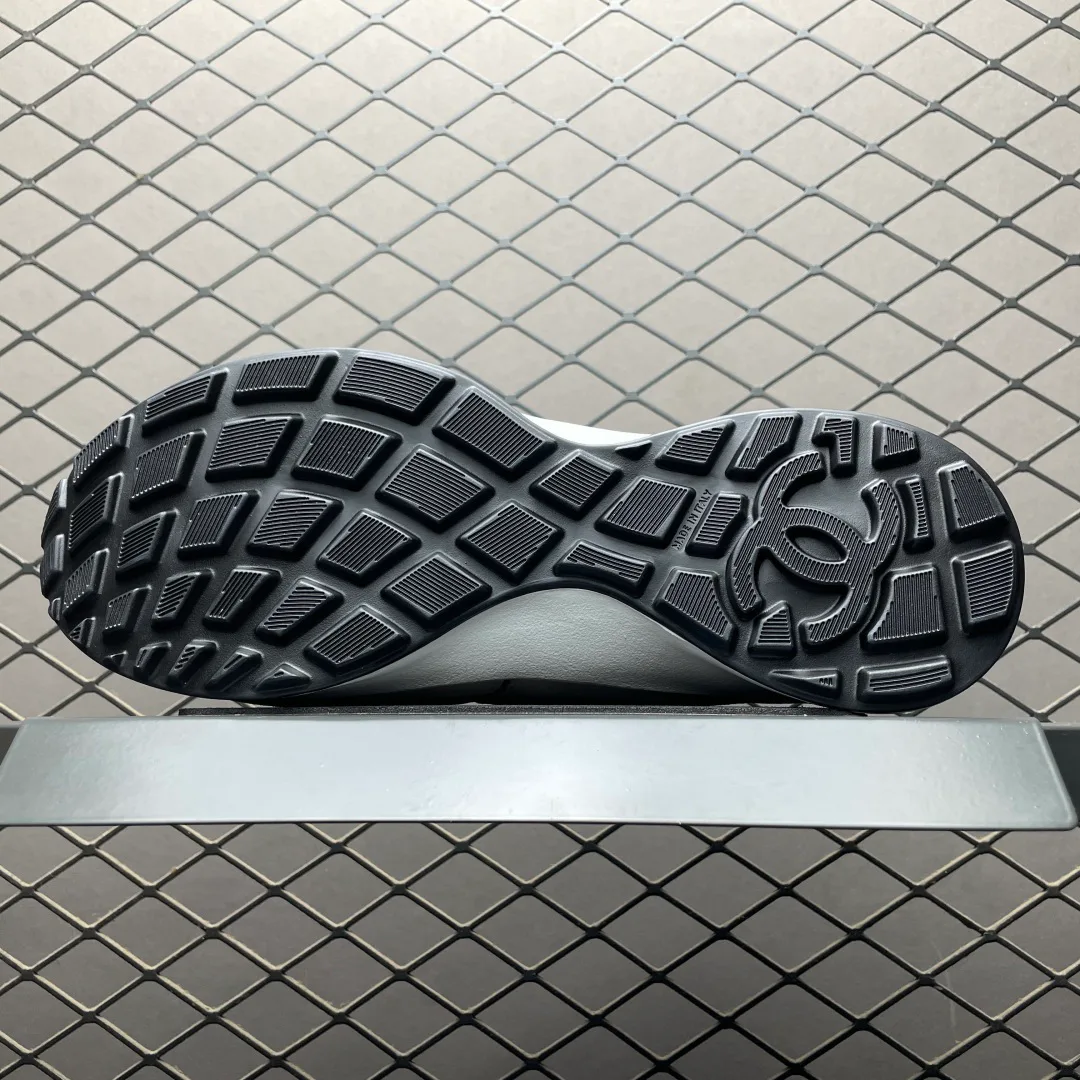 Women's Sneakers CHANEL 17292932
