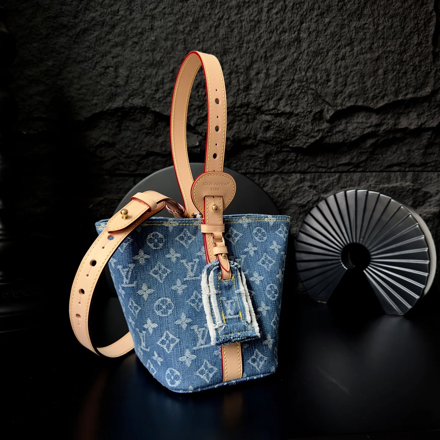 Women's Classic Handbags LOUIS VUITTON 17498631