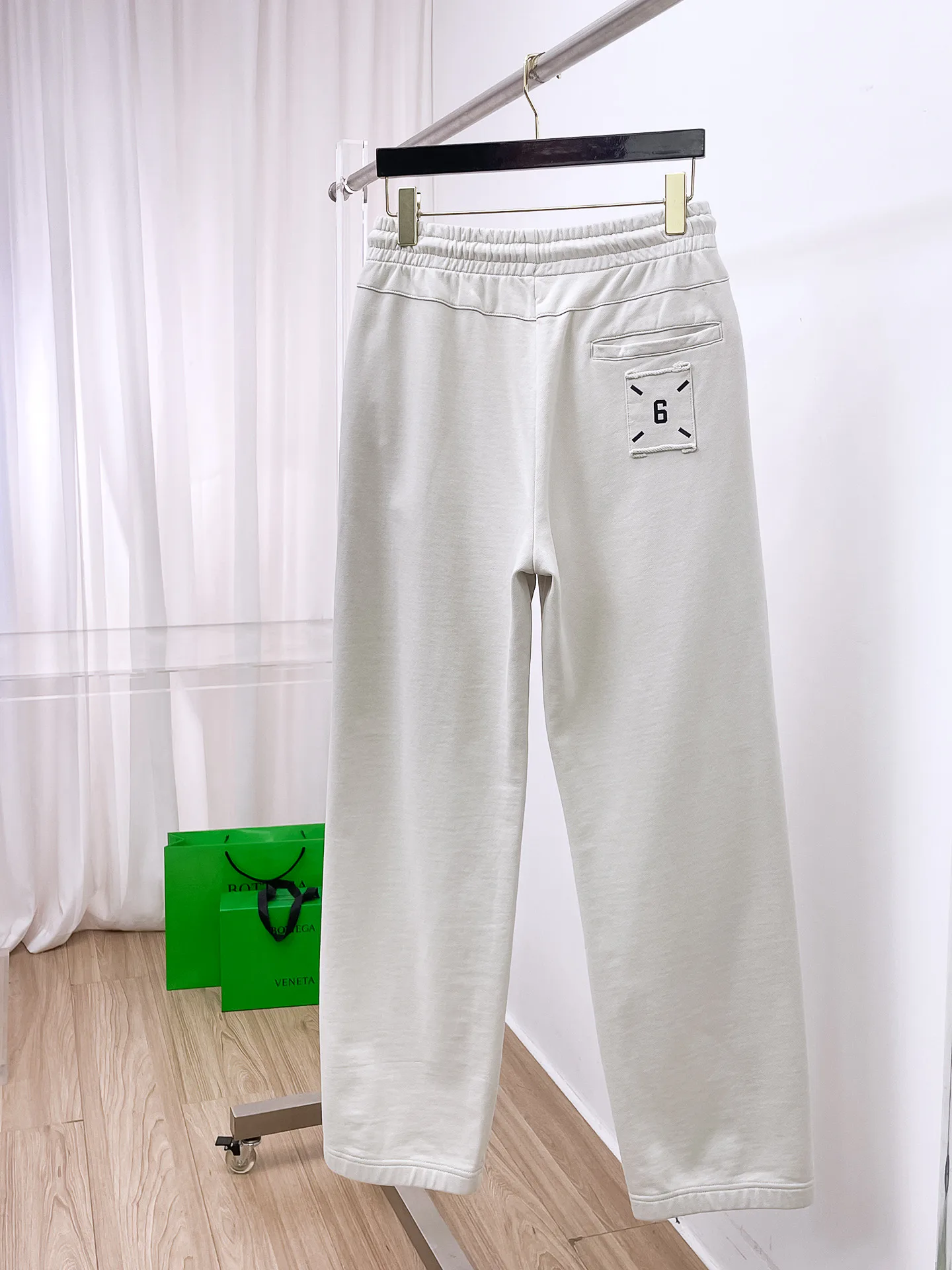 Men's Trousers MAISON MARGIELA 18399389
