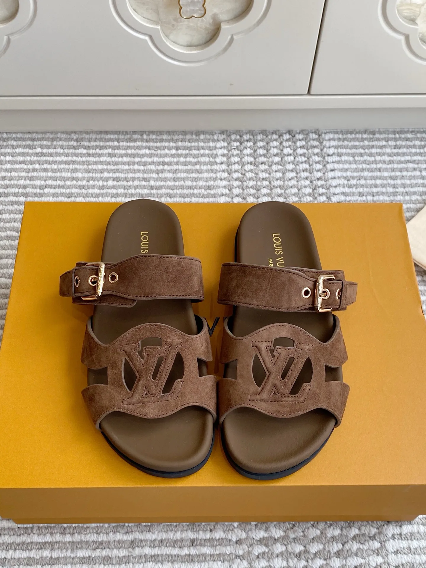 Women's Flip-Flops LOUIS VUITTON 17572153