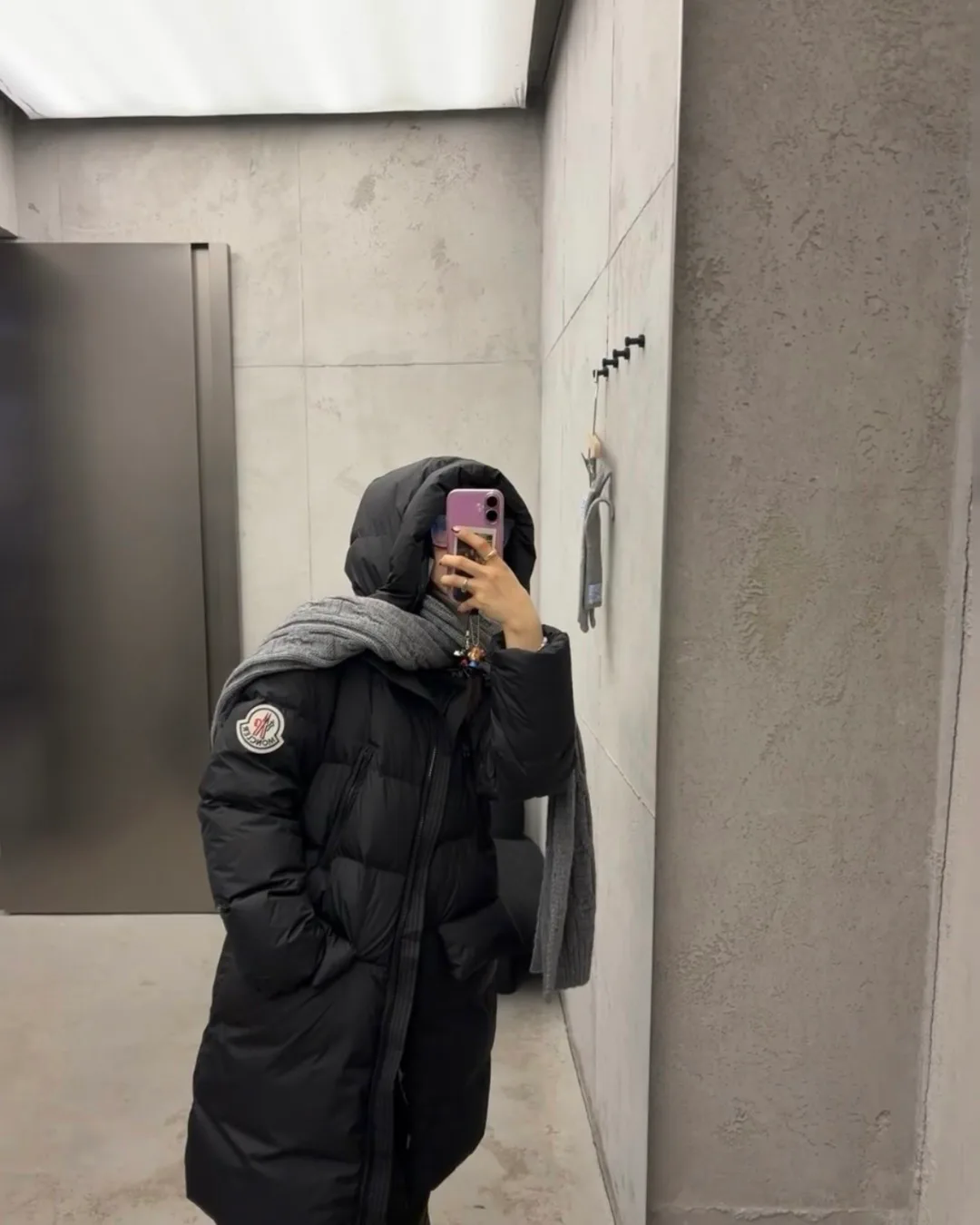Women's Jackets And Down Jackets MONCLER 18007534