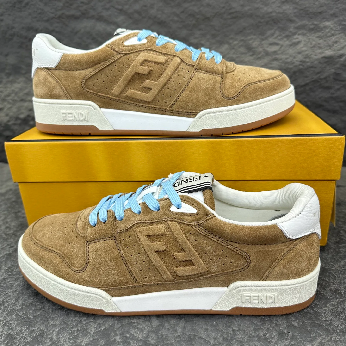 Men's Sneakers FENDI 18154163