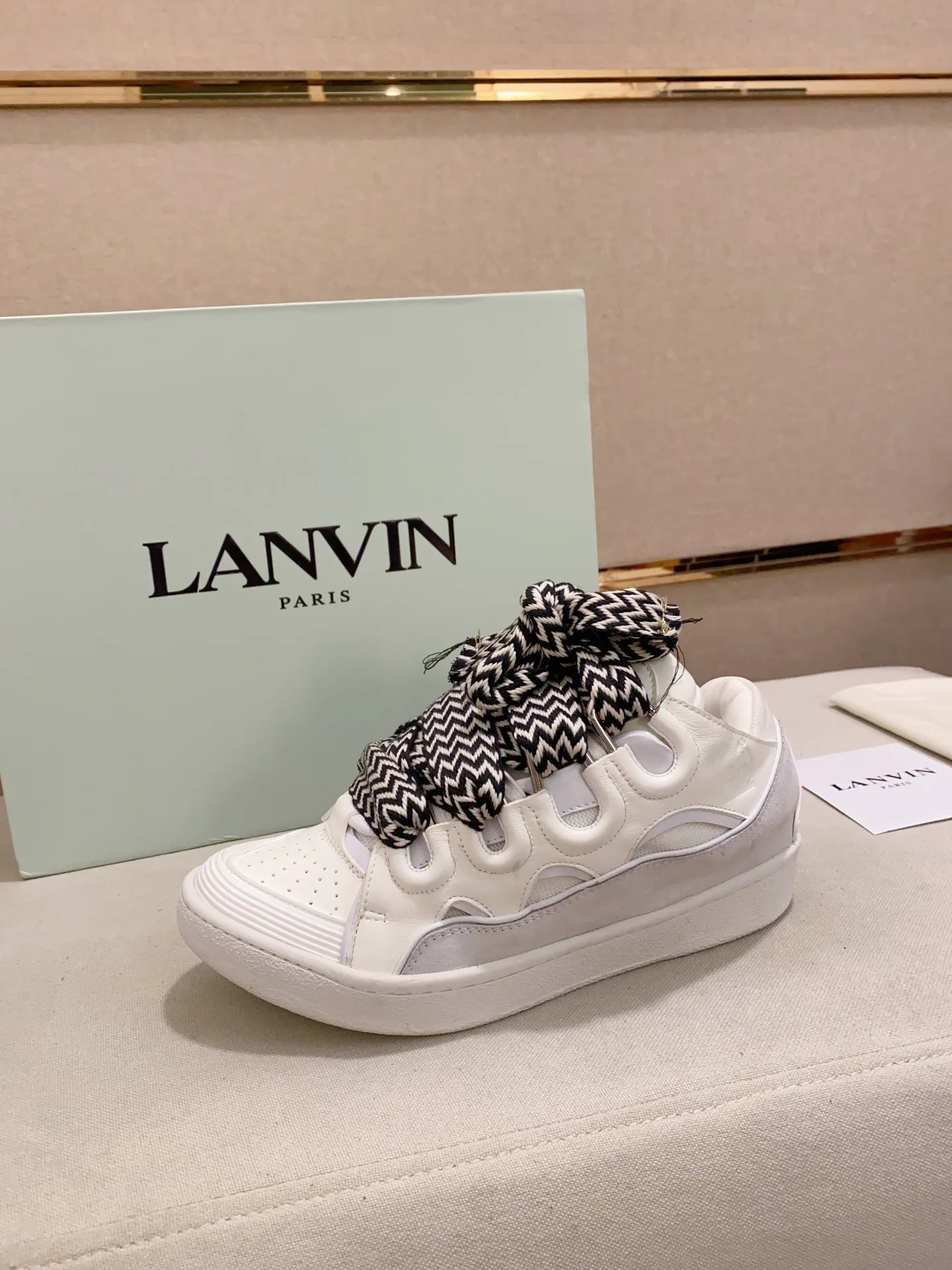 Women's Sneakers LANVIN 17955129