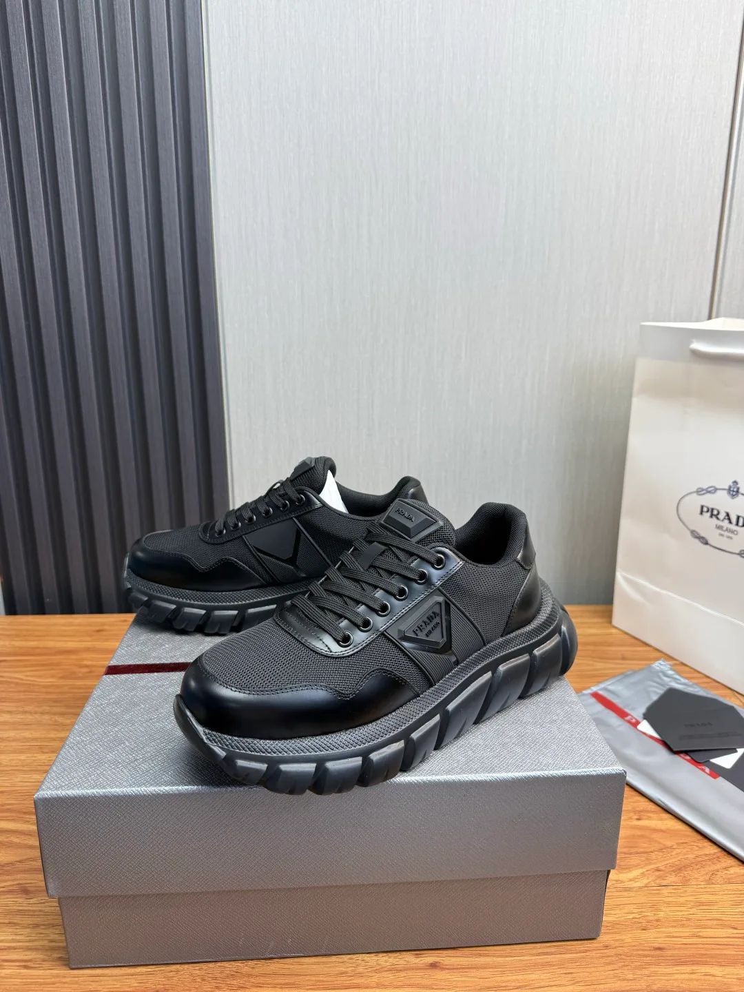 Men's Sneakers PRADA 17814113