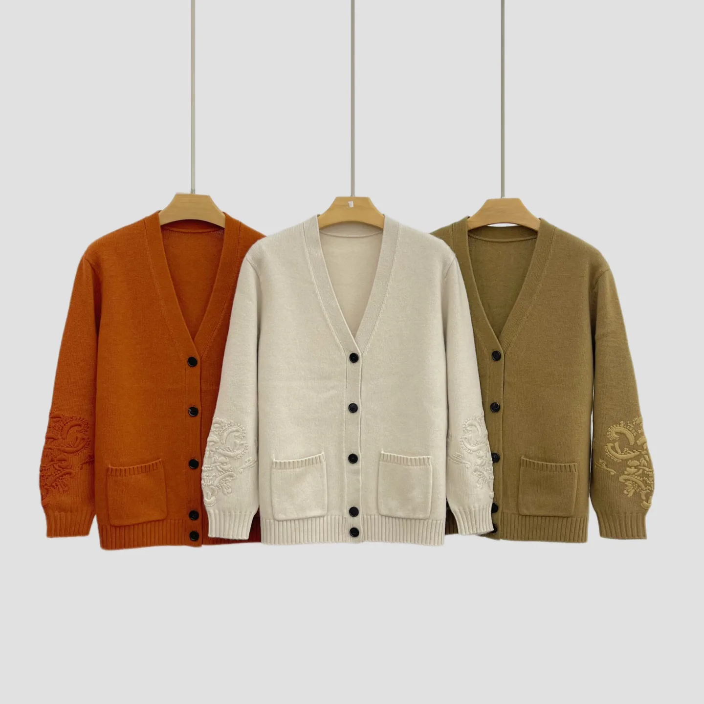 Women's Jumpers And Sweaters LORO PIANA 18332164